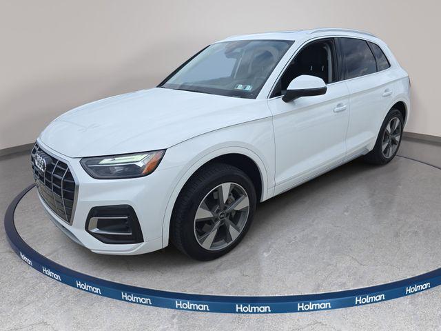 2022 Audi Q5 40 Premium Plus's photo