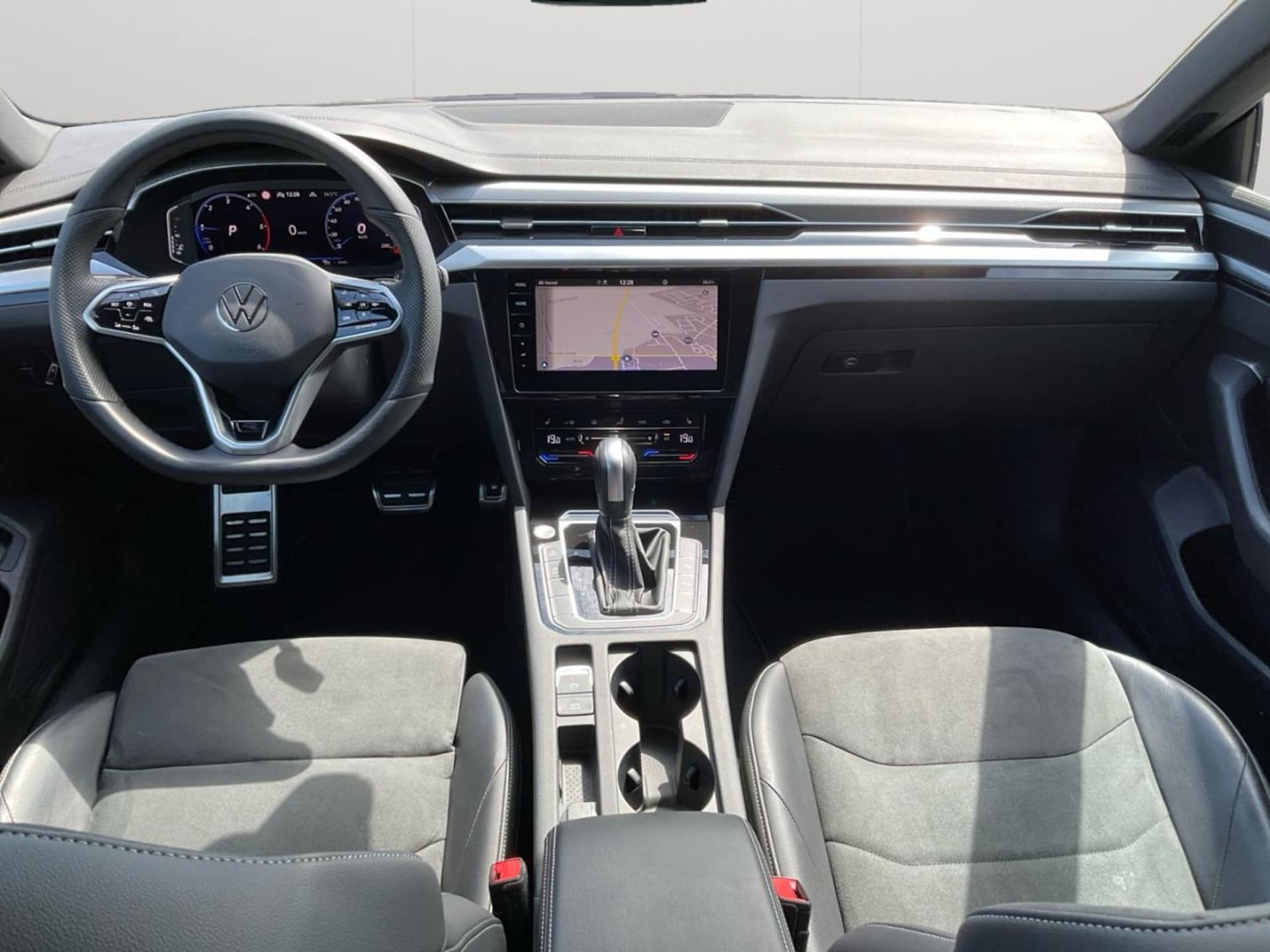Volkswagen Arteon R-Line