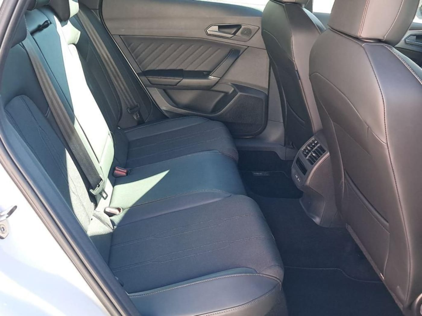 CUPRA Formentor 1.5 eTSI DSG 110 kW (150 CV) — photo 6