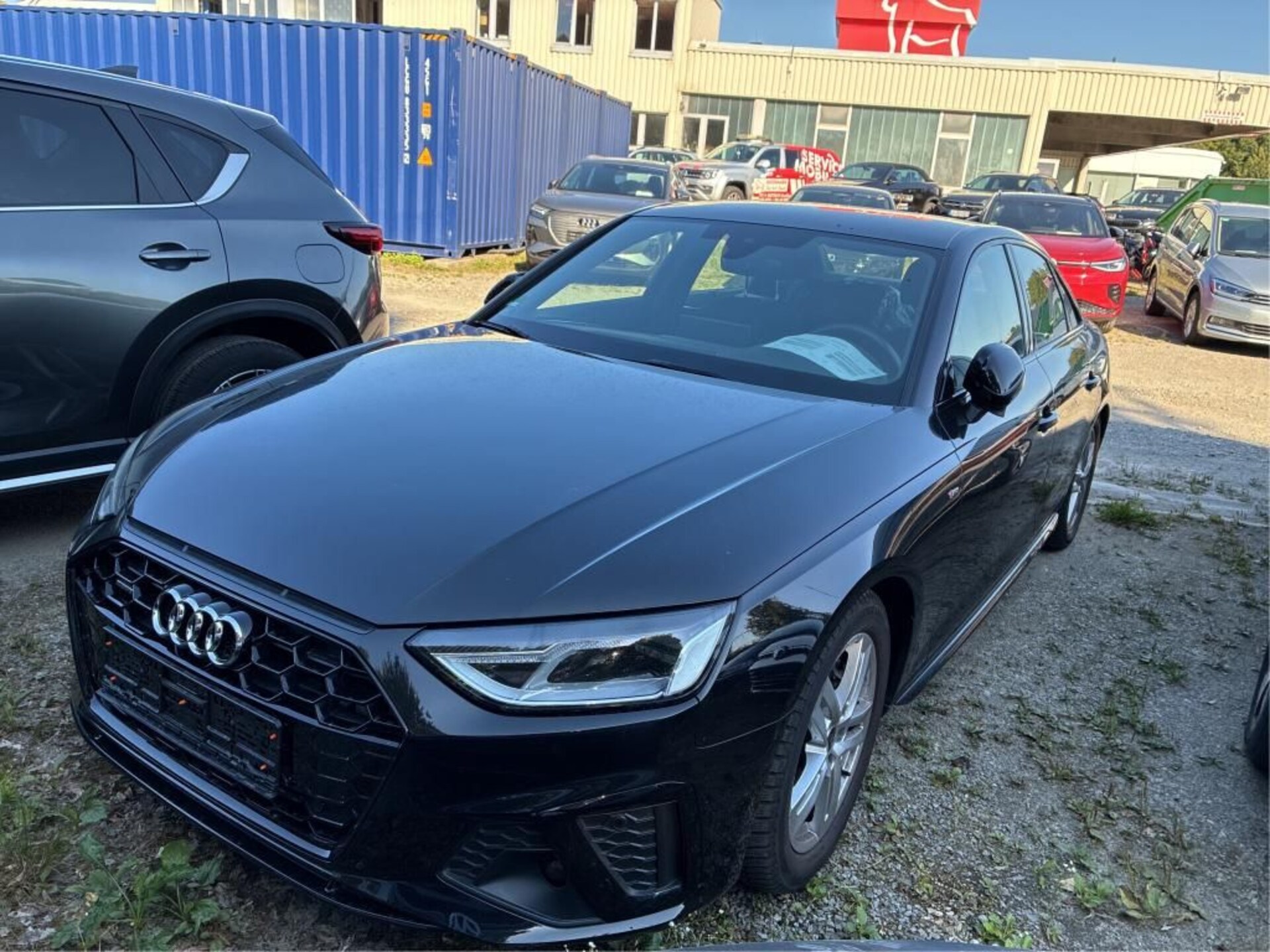 Audi A4 Limousine S line