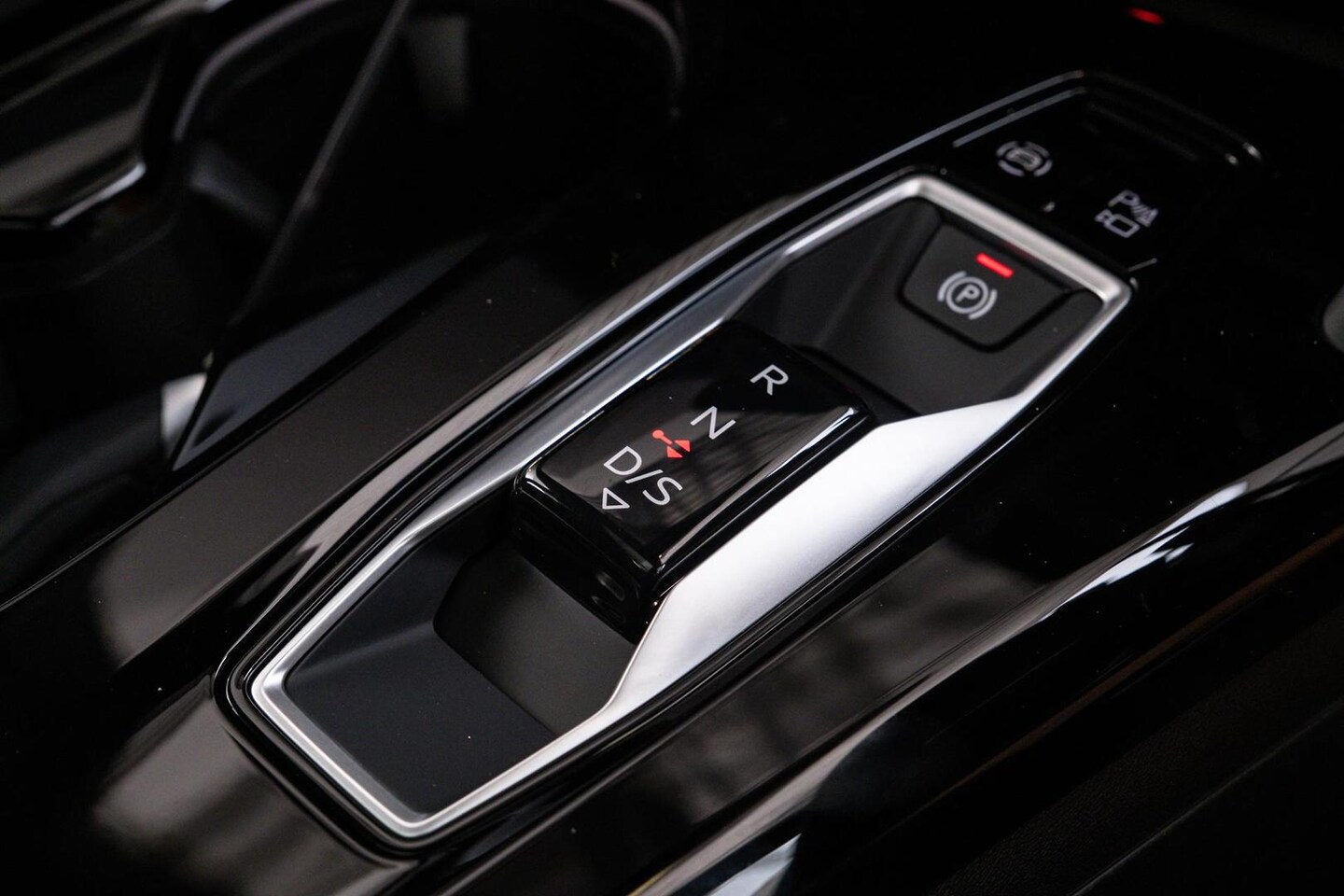 Image about Audi Q5 Sportback TDI quattro 150 kW sport