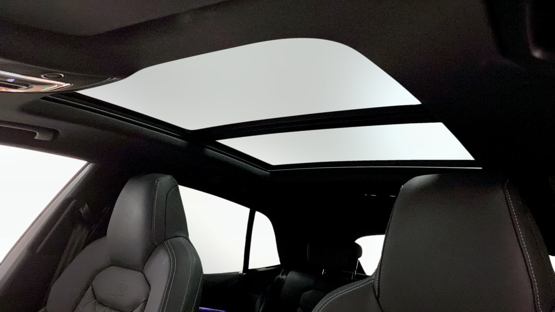 Bild som visar&nbsp;Audi Q8 SUV&nbsp;Q8 SUV 50 TDI quattro 286 hk tiptronic - för mer information kontakta din Audi Partner