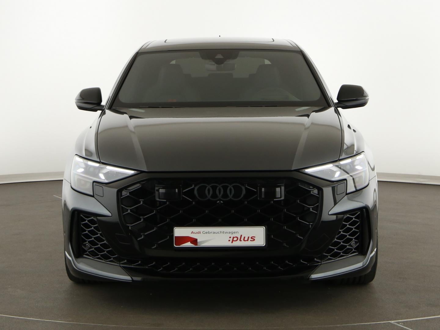 Bild über Audi RS Q8 SUV TFSI quattro 471 kW tiptronic - für weitere Informationen kontaktieren Sie den Audi Partner
