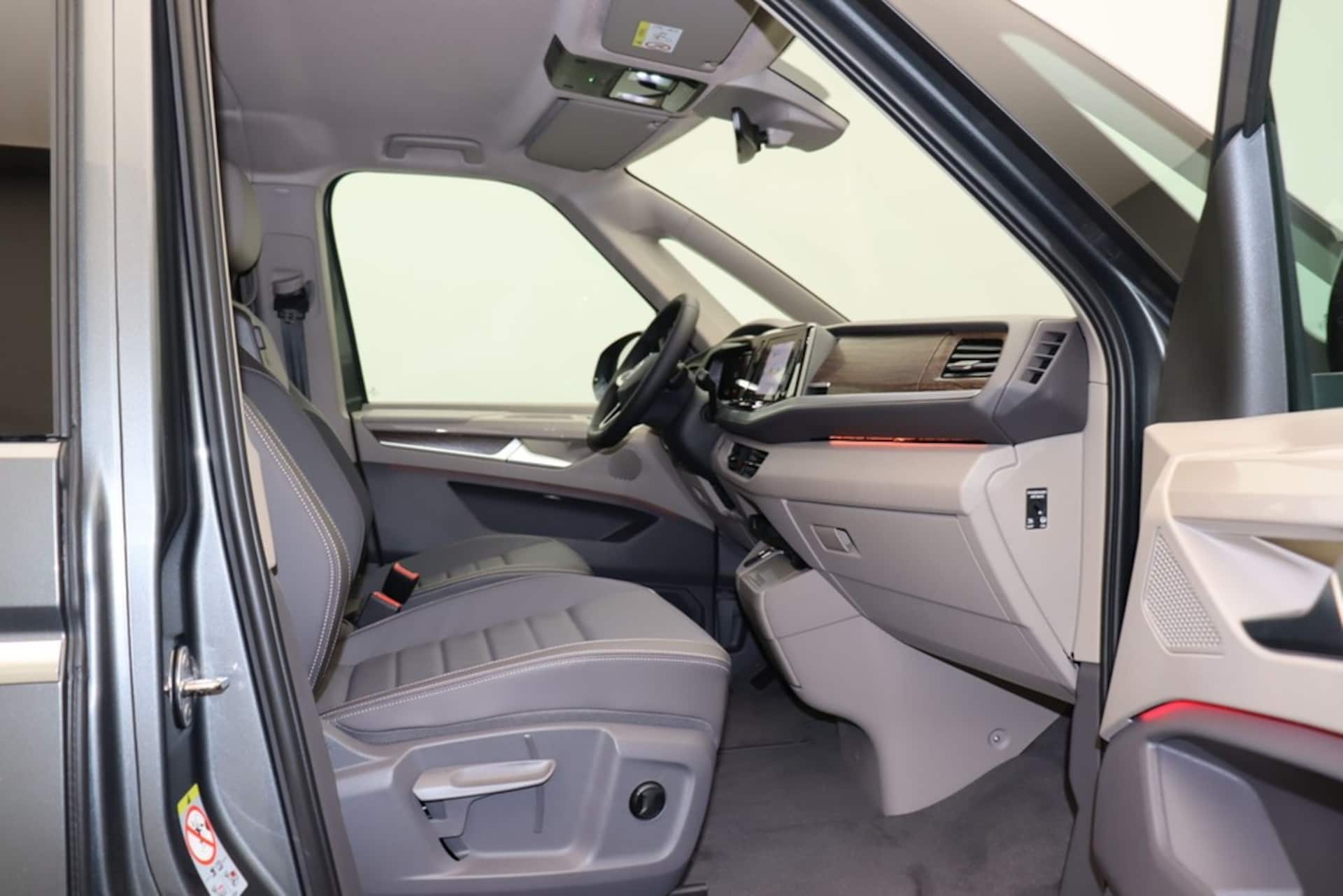 Volkswagen Multivan Style