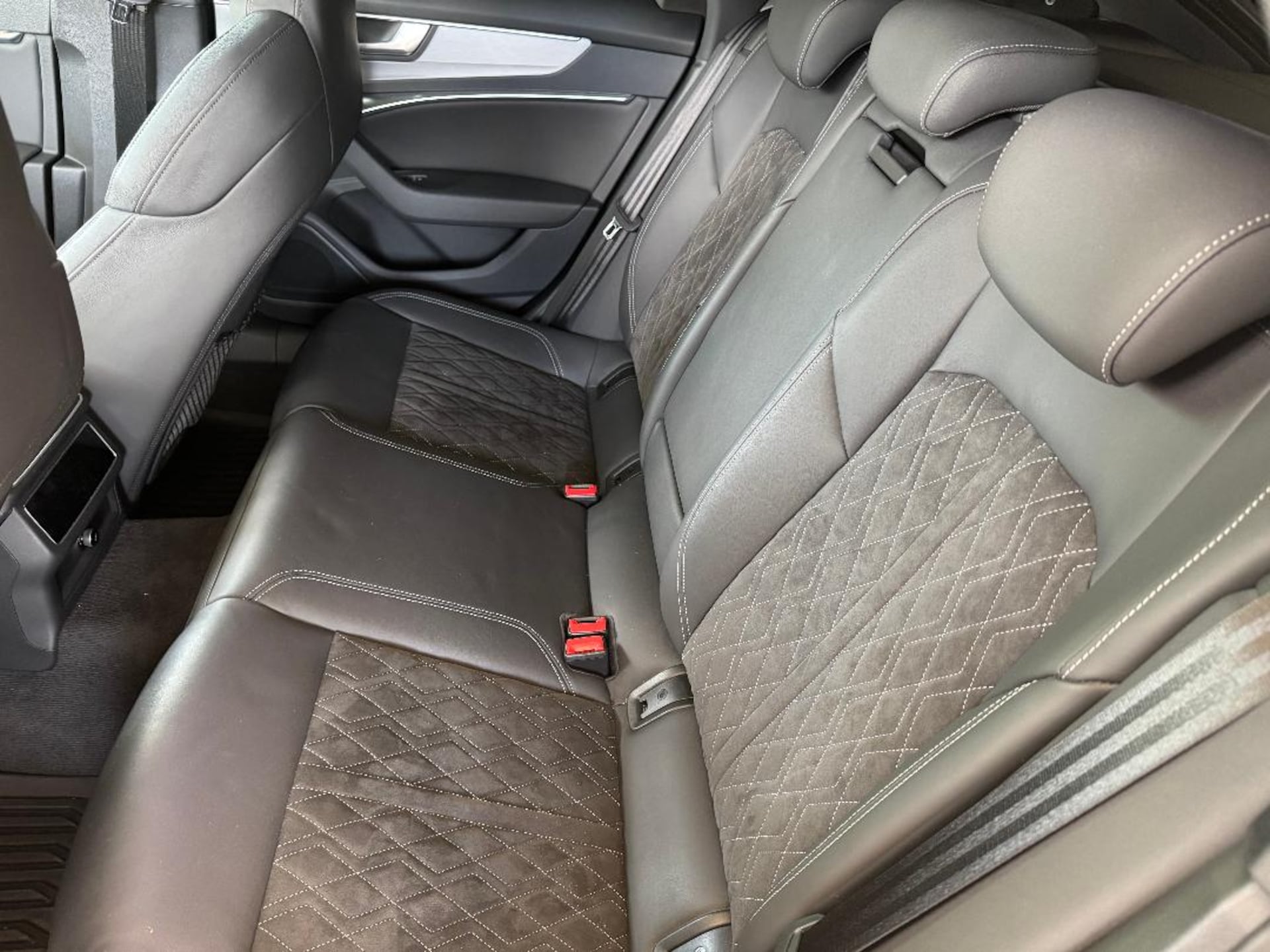 Audi S6 Avant