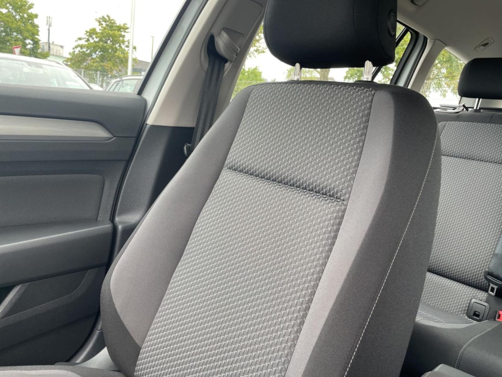 Volkswagen Passat Variant Basis-Modell