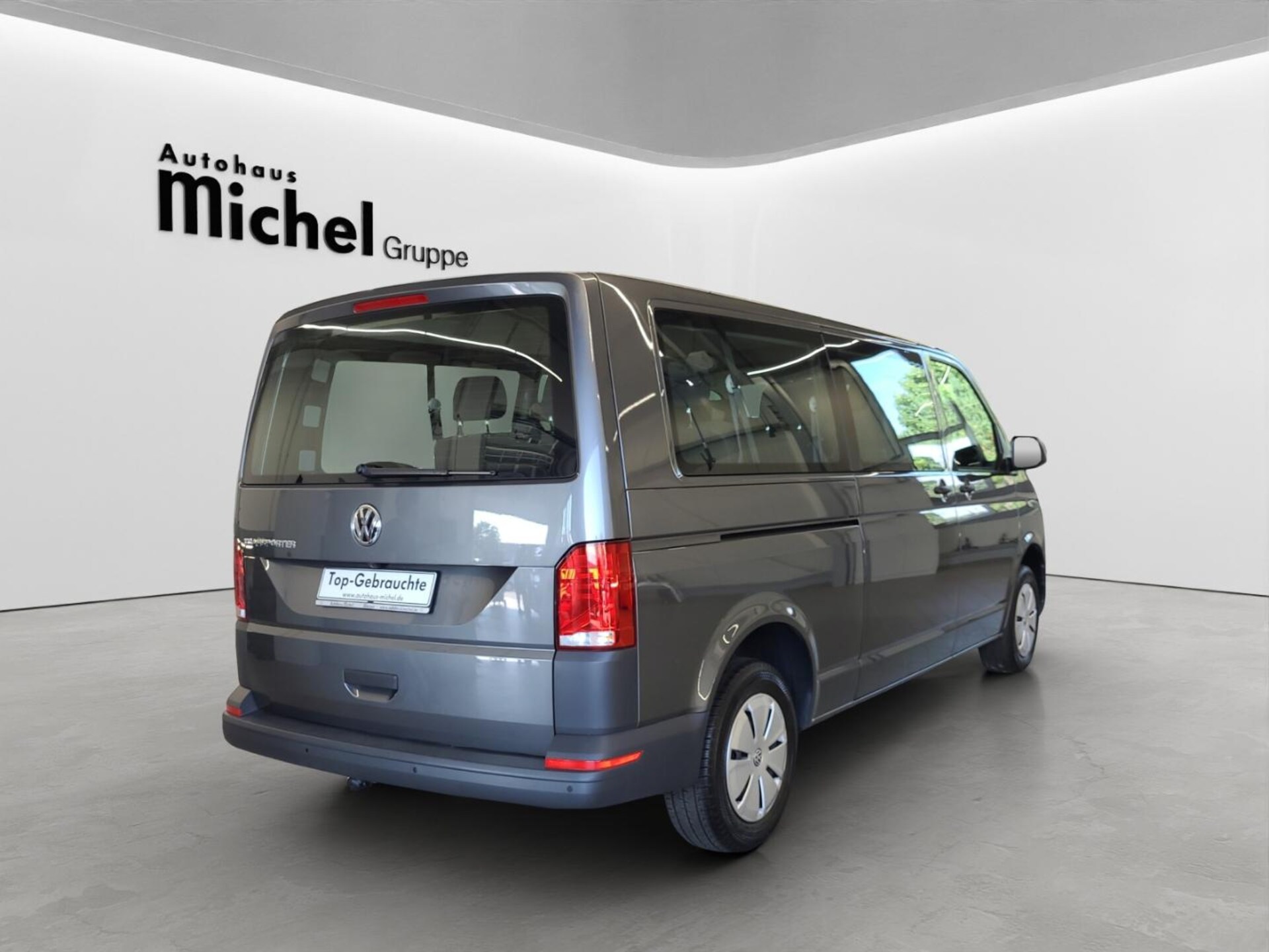 Volkswagen T6.1 Transporter Kombi langer Radstand
