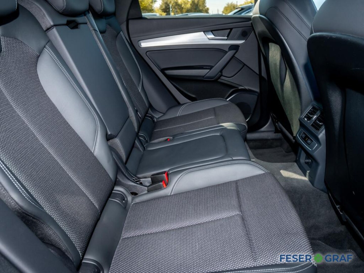 Bild über Audi Q5 Sportback 40 TDI quattro S tronic - für weitere Informationen kontaktieren Sie den Audi Partner