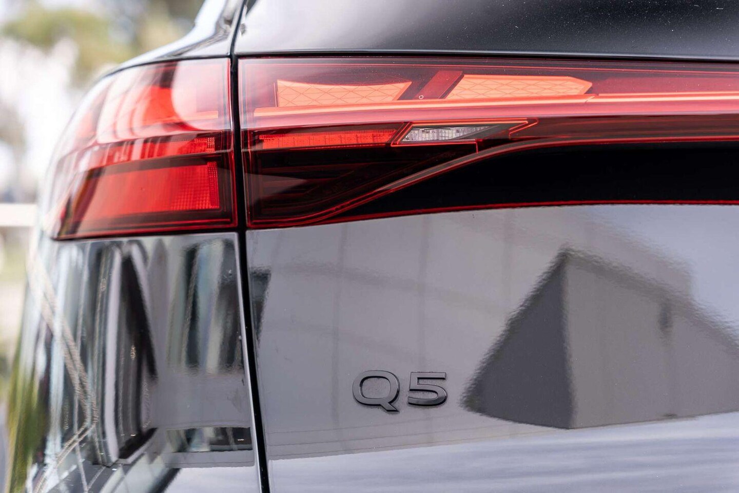 Image about Audi Q5 SUV e-hybrid quattro S tronic