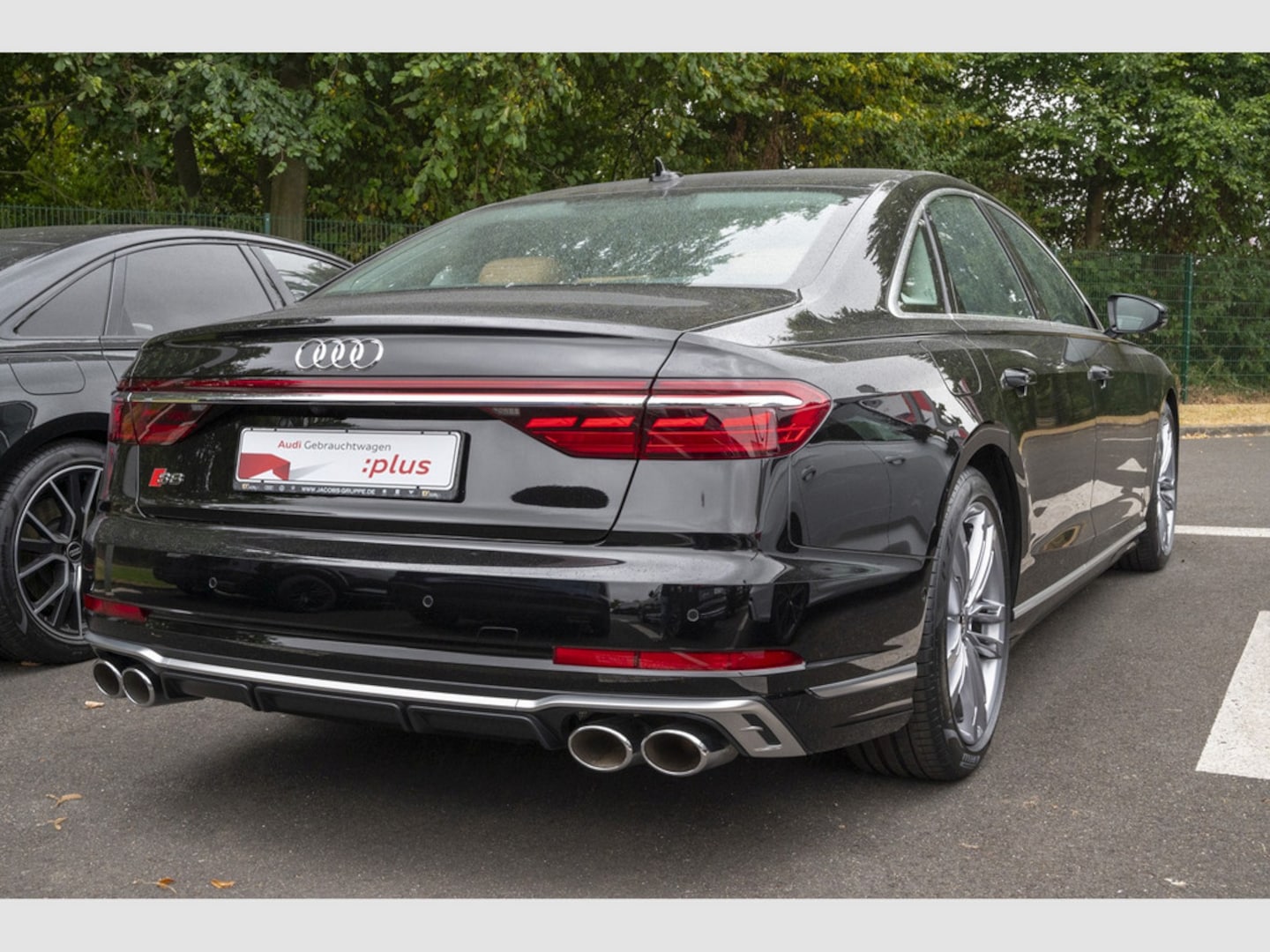 Bild über Audi S8 TFSI quattro tiptronic - für weitere Informationen kontaktieren Sie den Audi Partner