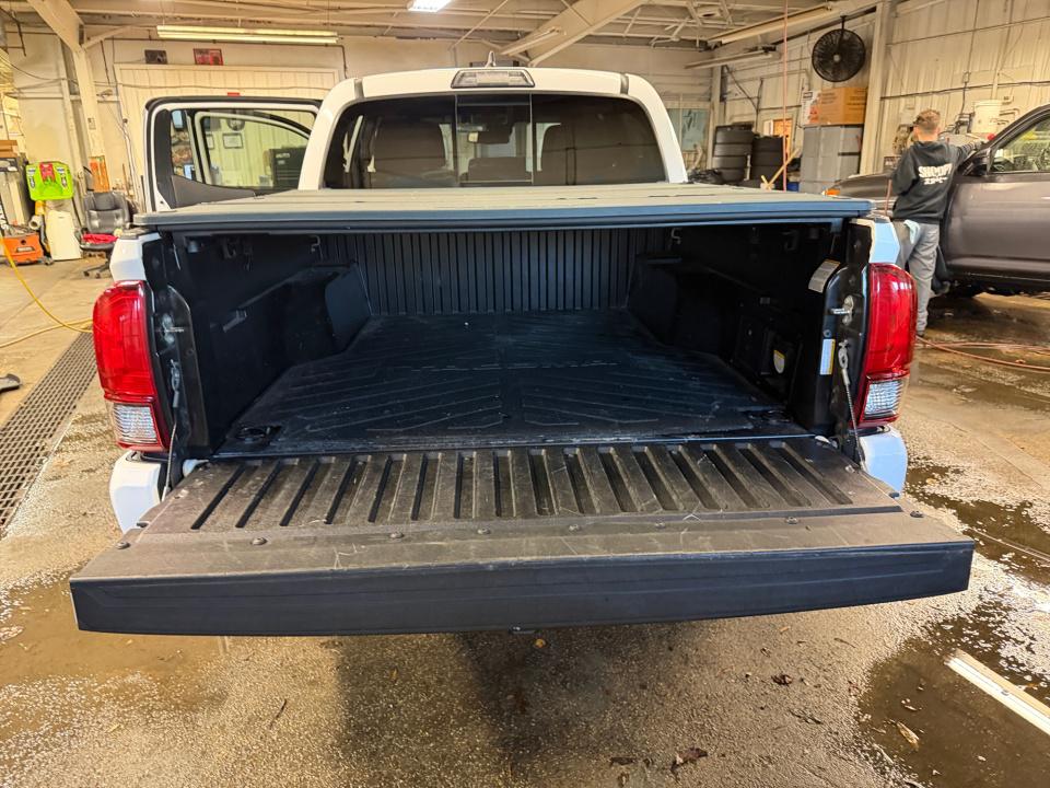 2019 Toyota Tacoma TRD Sport - Photo 18