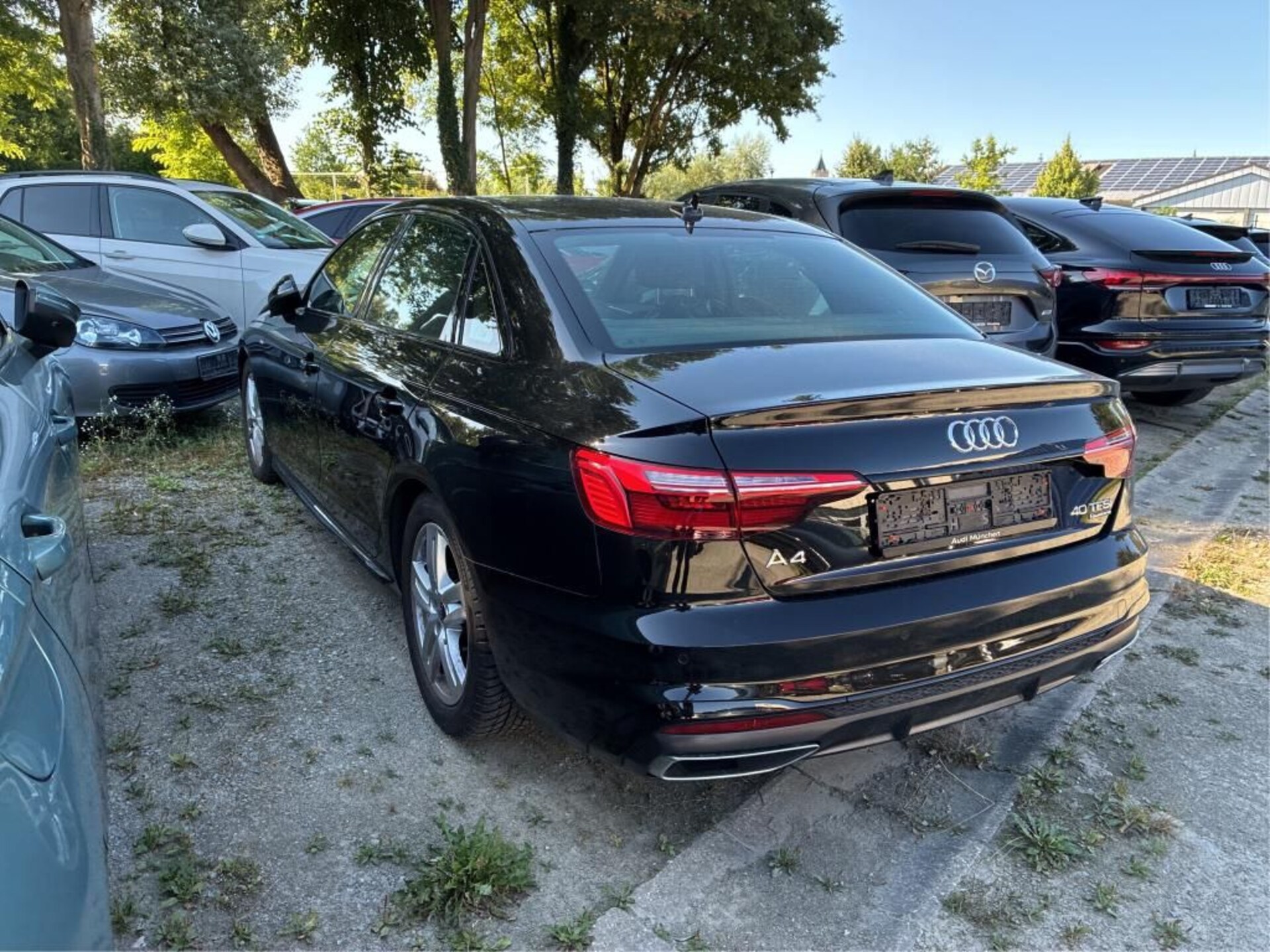 Audi A4 Limousine S line