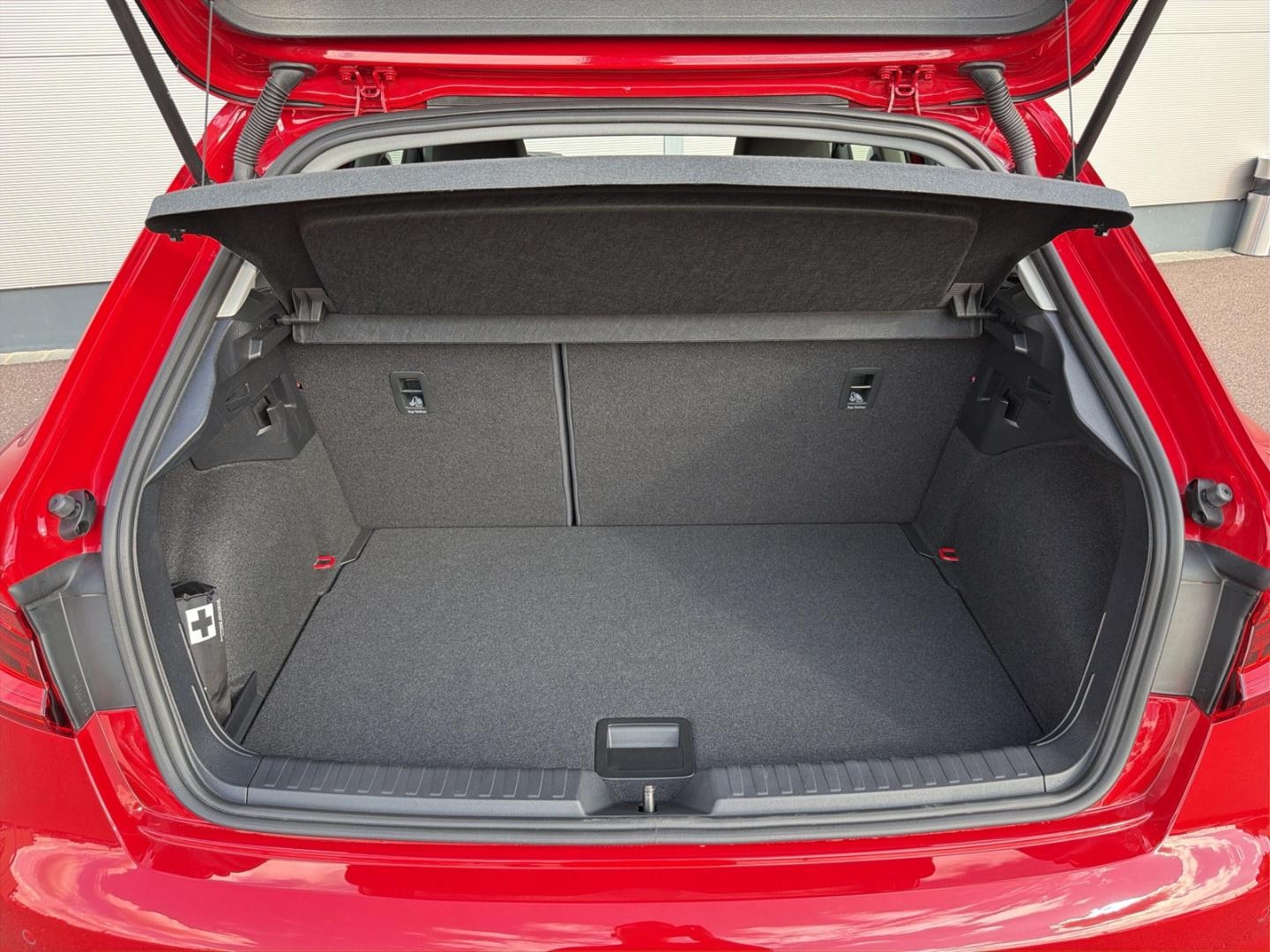Bild über Audi A1 Sportback advanced 30 TFSI Schaltgetriebe - für weitere Informationen kontaktieren Sie den Audi Partner