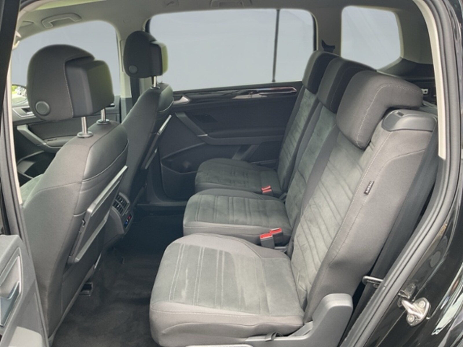 Volkswagen Touran – Bild 13
