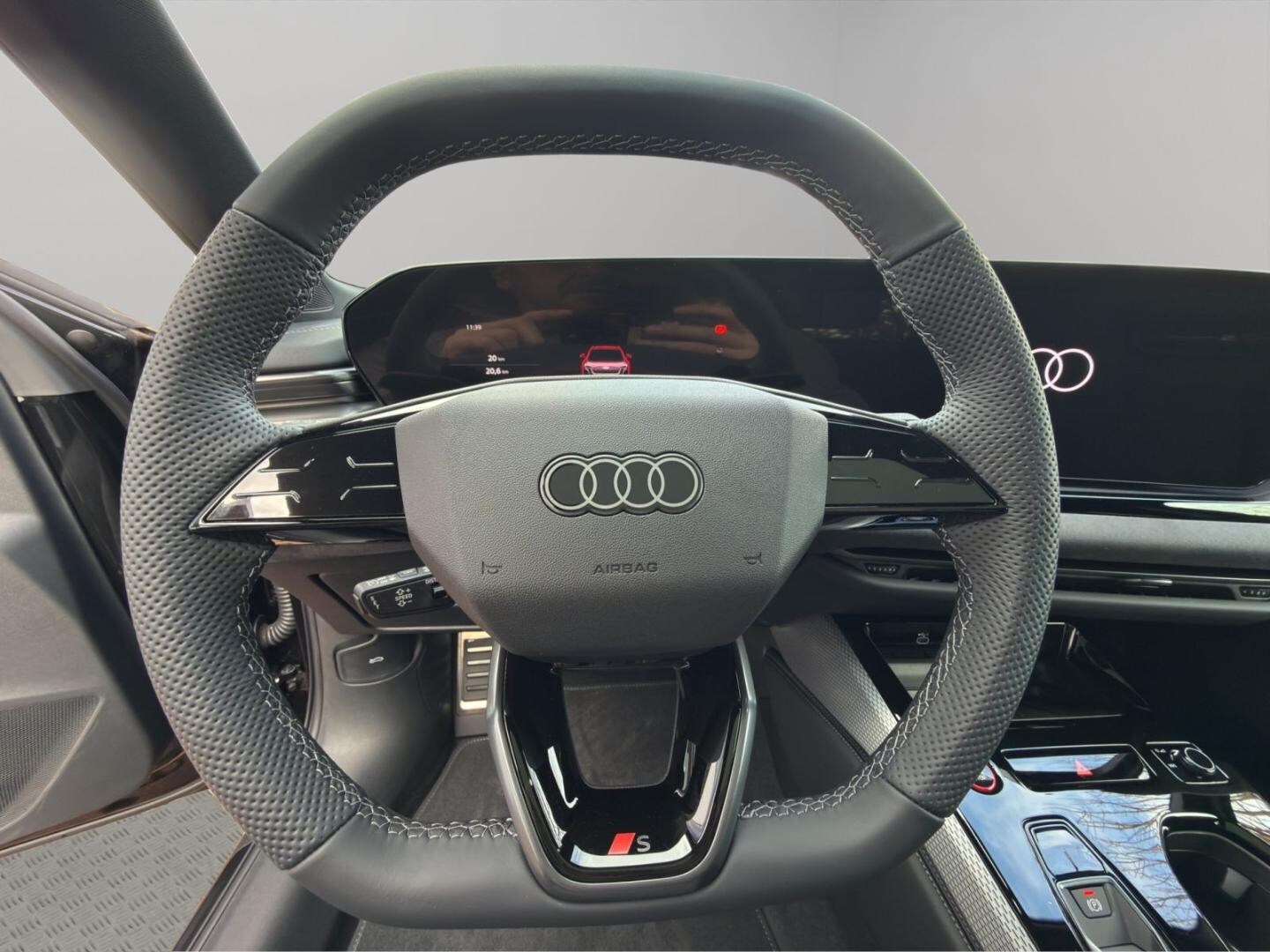 Bild über Audi A5 Avant e-hybrid e-hybrid quattro 270 kW S tronic - für weitere Informationen kontaktieren Sie den Audi Partner