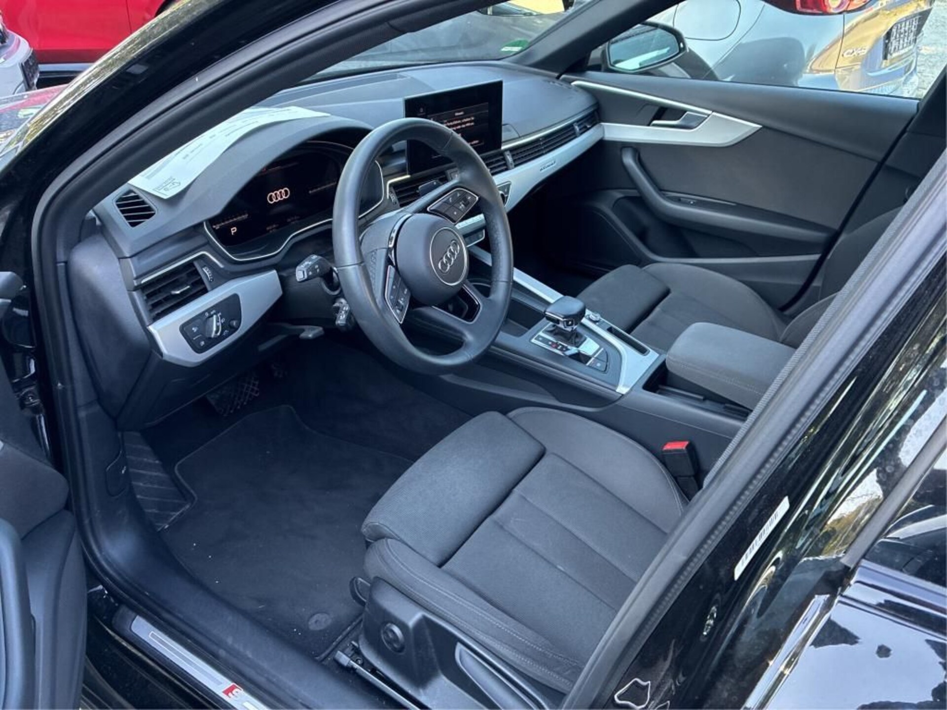 Audi A4 Limousine S line