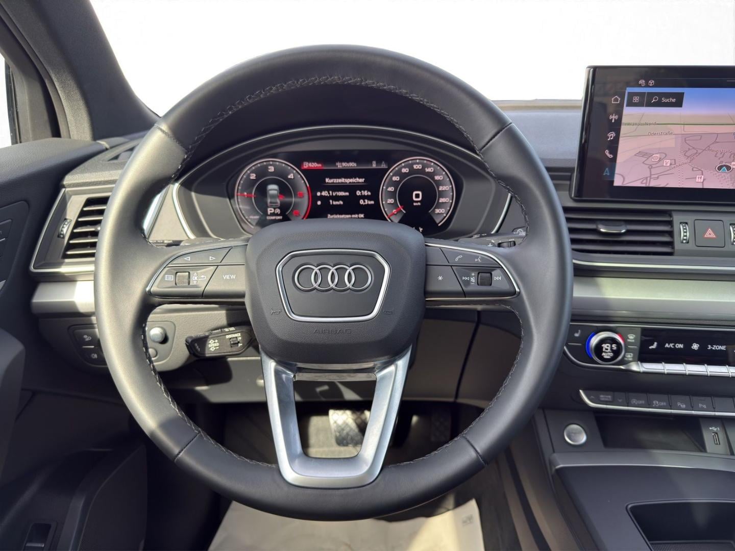 Bild über Audi Q5 Sportback 40 TDI quattro S tronic - für weitere Informationen kontaktieren Sie den Audi Partner
