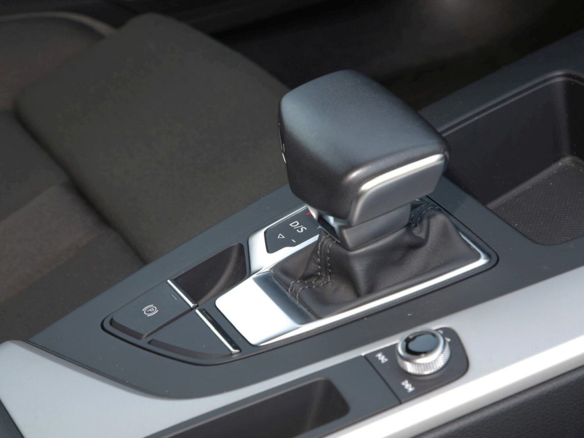 Audi A4 Avant S line