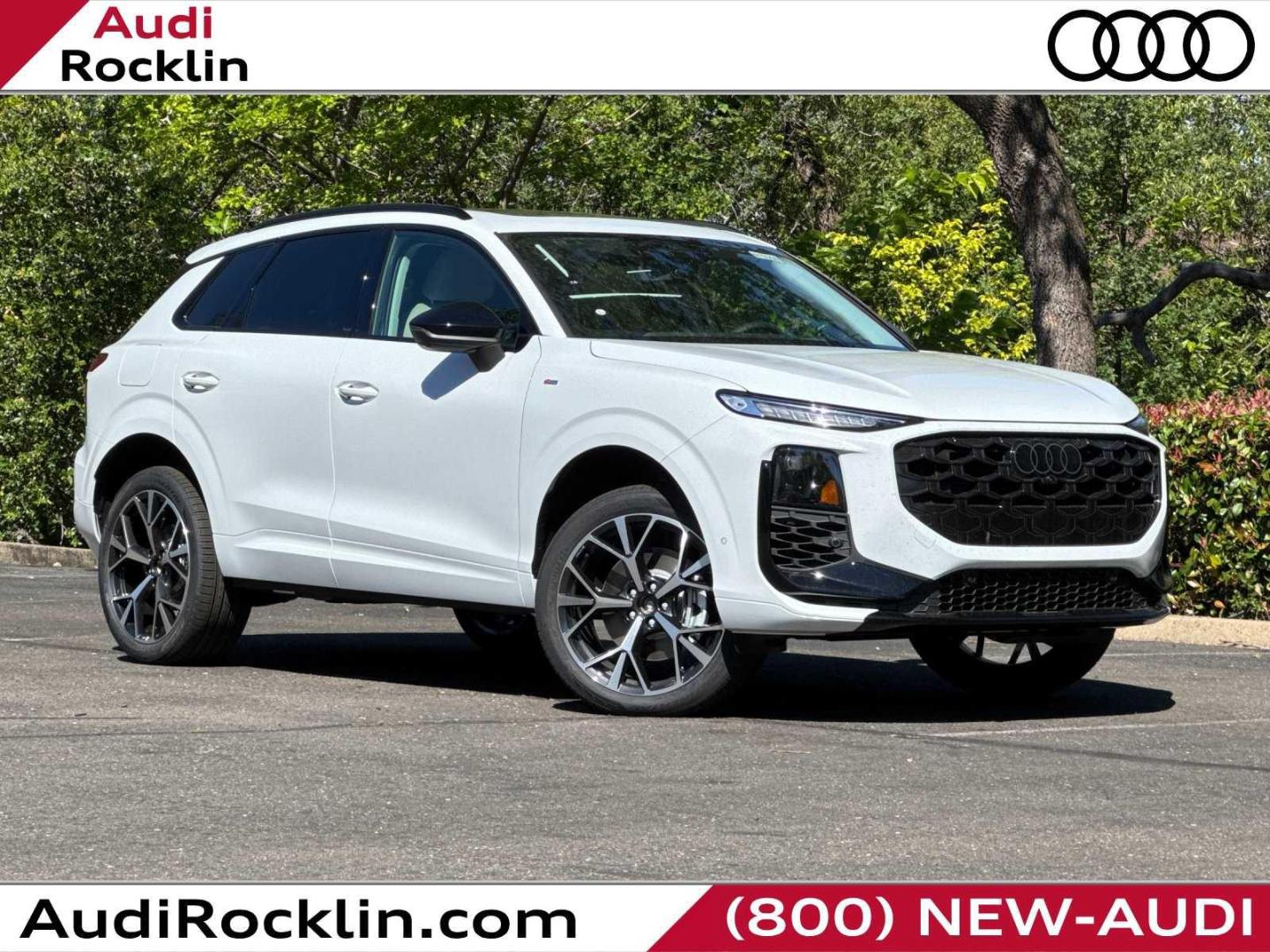 2026 Audi Q3 S line quattro's photo