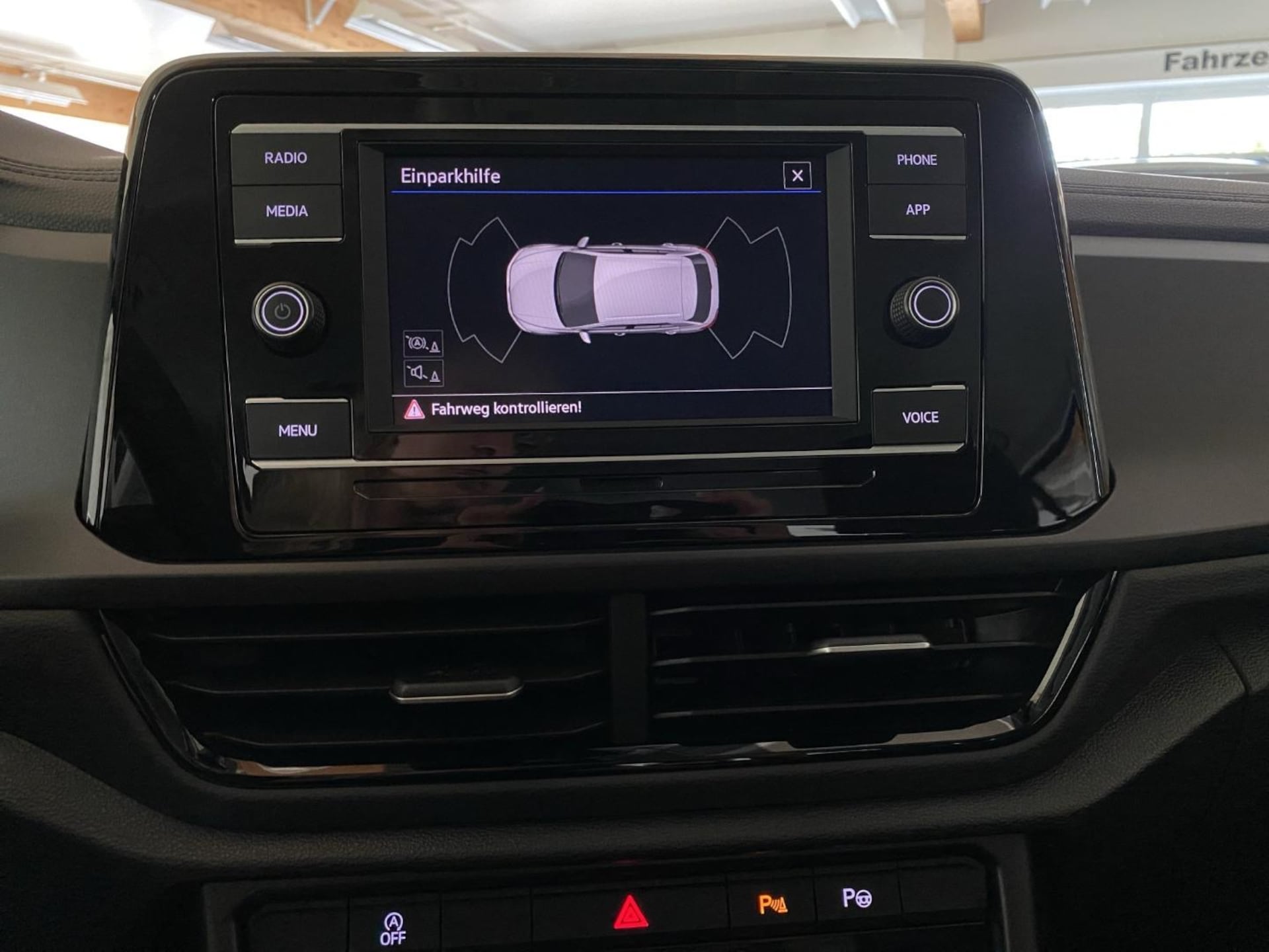 Volkswagen T-Roc Basis-Modell