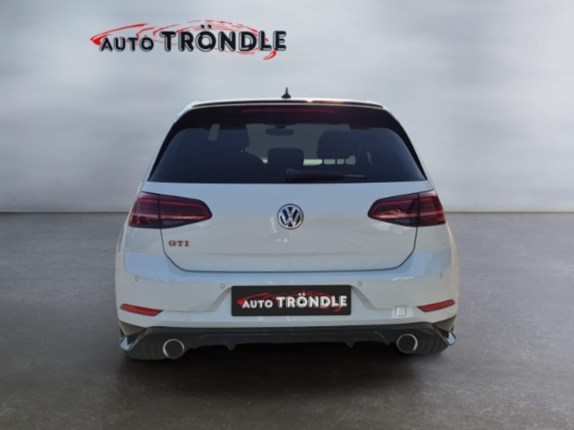 Volkswagen Golf GTI