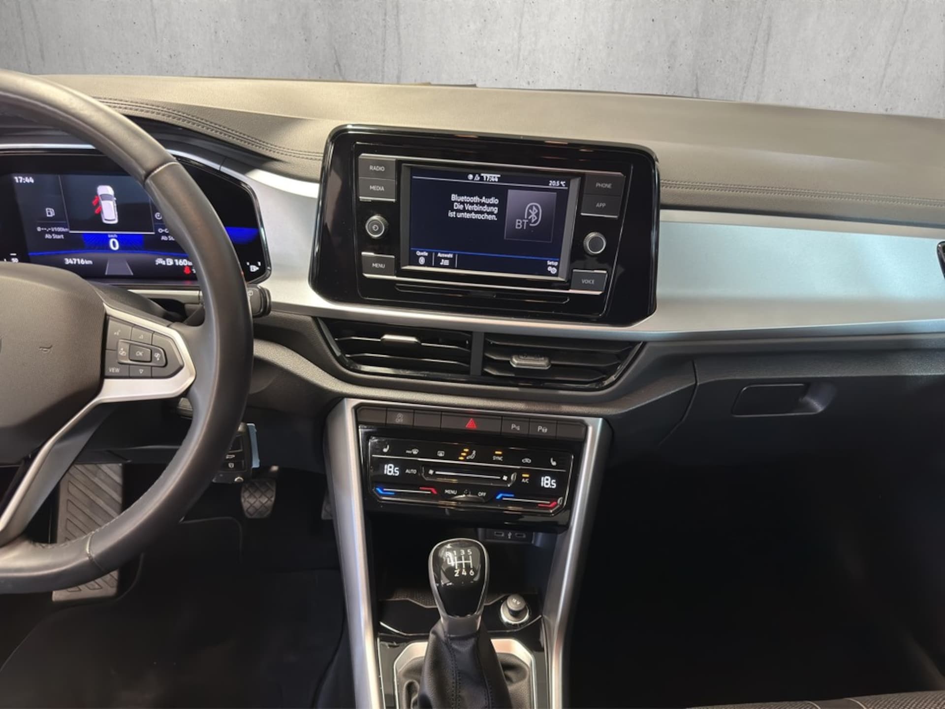 Volkswagen T-Roc Life