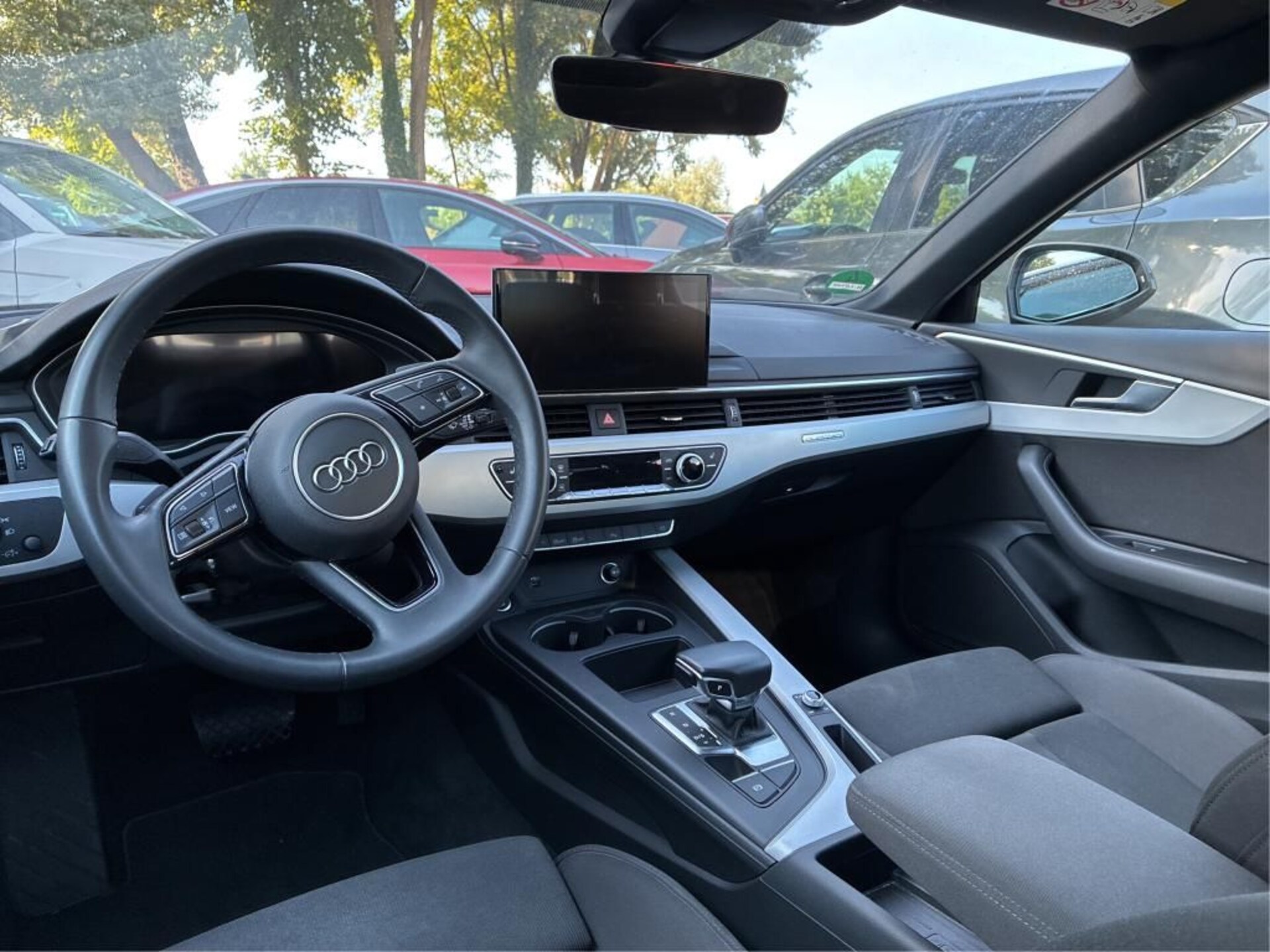 Audi A4 Limousine S line