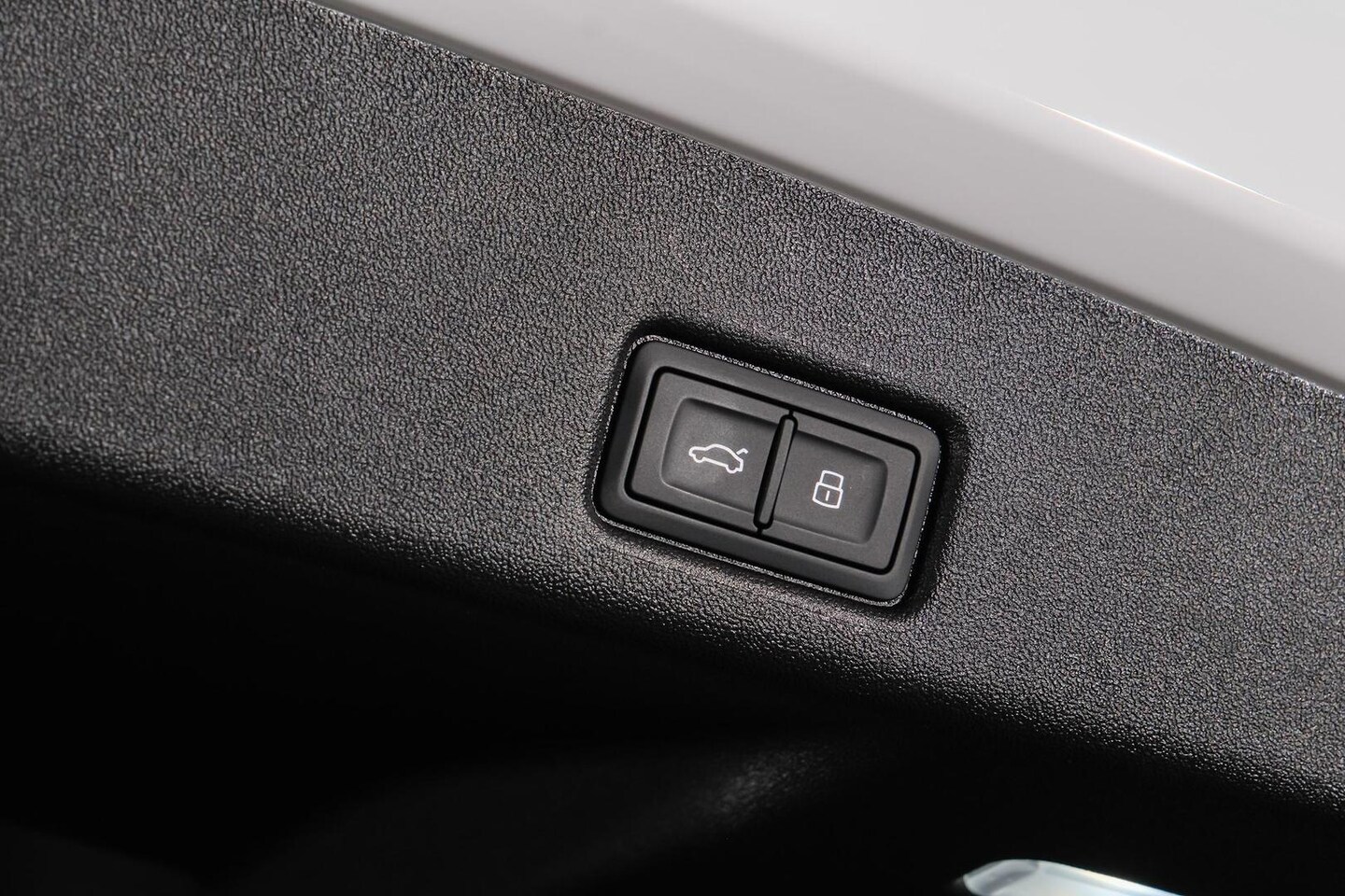 Image about Audi Q5 SUV TDI quattro 150 kW sport