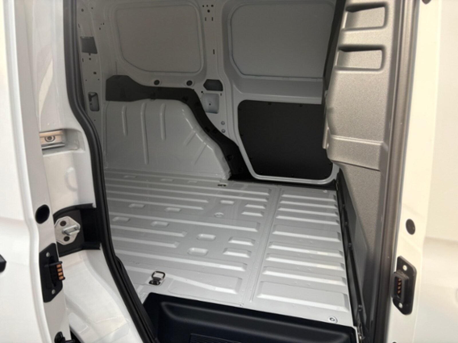 Volkswagen Caddy Cargo – Bild 7