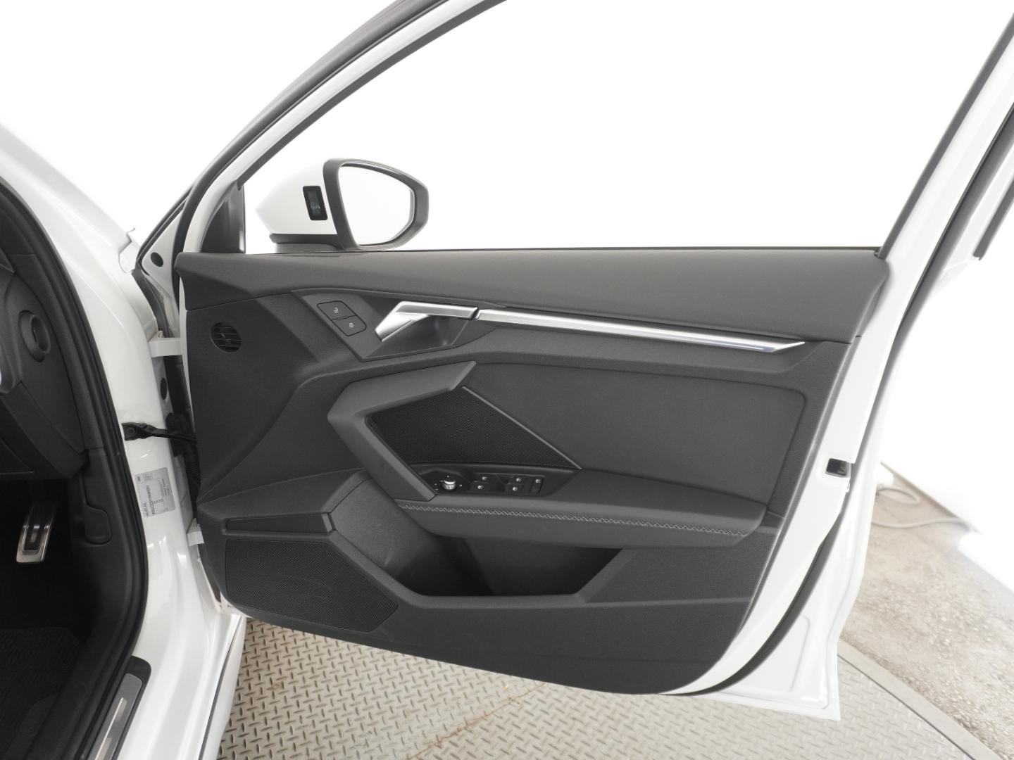 Image about Audi A3 Sportback 40 TFSI quattro S line 140(190) kW(PS) S tronic