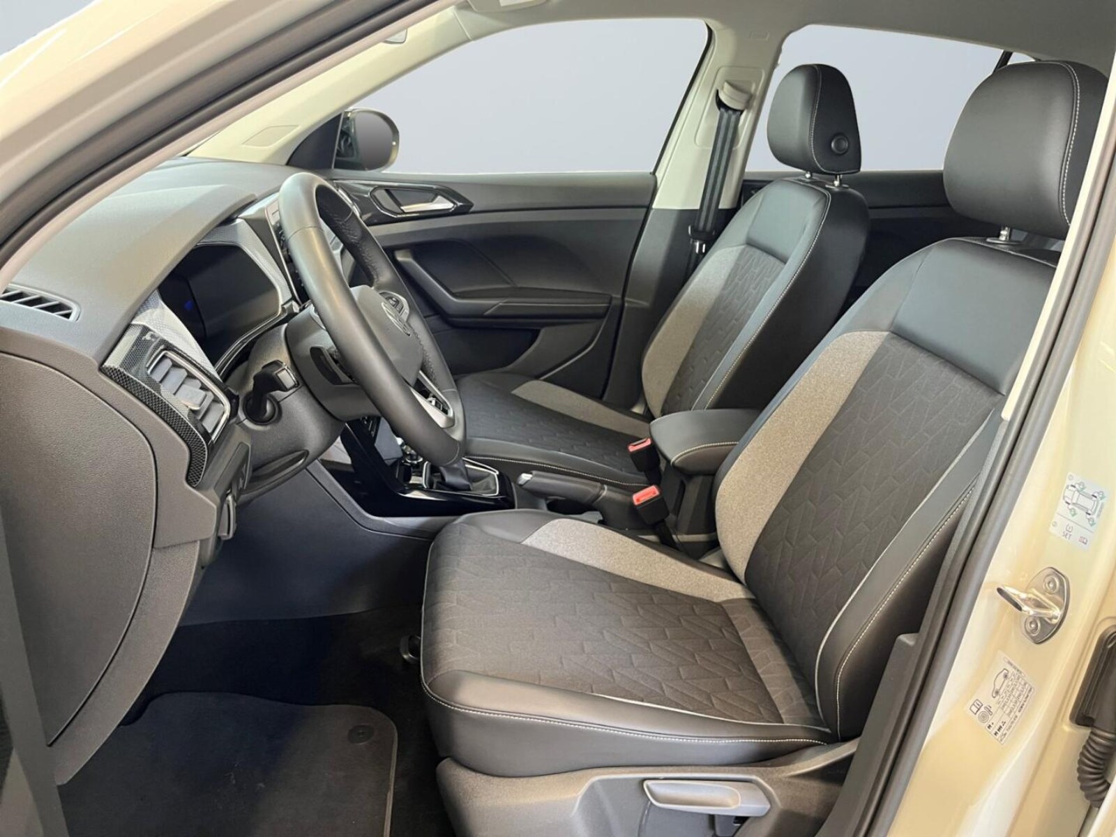 Volkswagen T-Cross – Bild 7