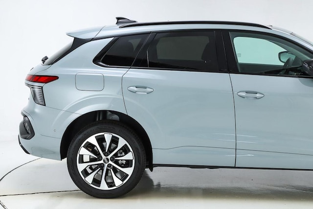 2026 Audi Q3 Base - Photo 23
