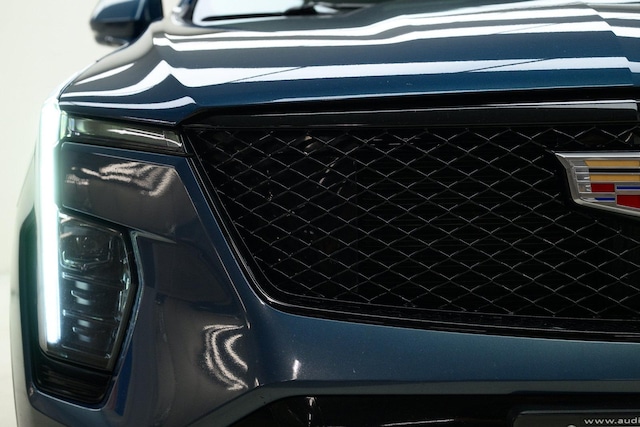 2024 Cadillac XT4