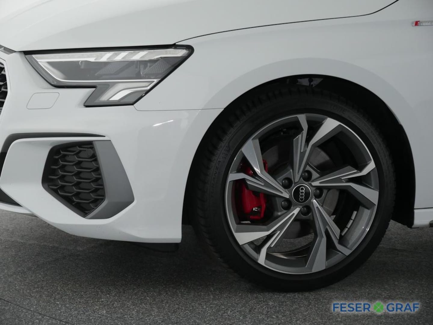 Bild über Audi A3 Limousine S line 40 TDI quattro S tronic - für weitere Informationen kontaktieren Sie den Audi Partner