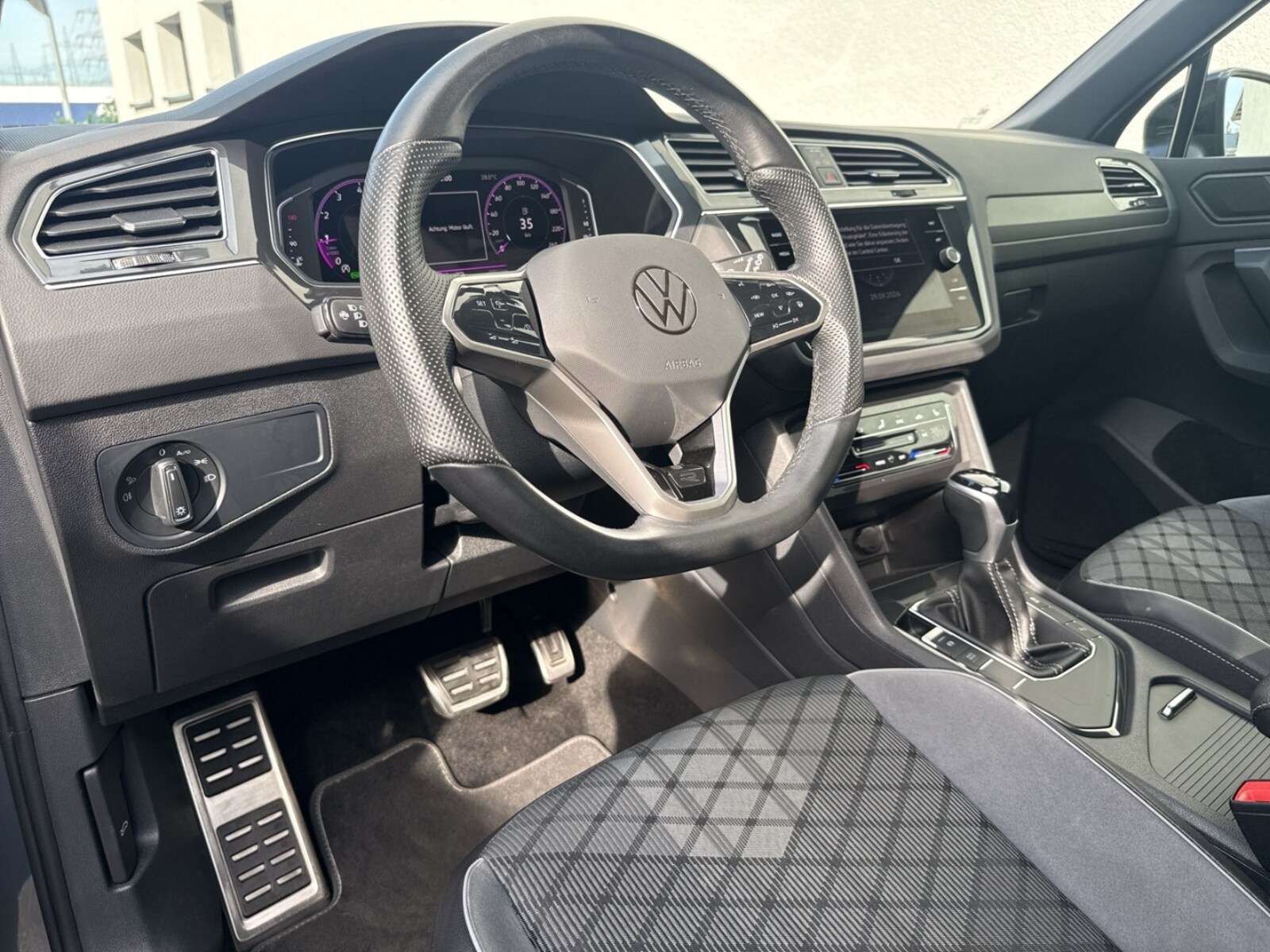 Volkswagen Tiguan – Bild 10