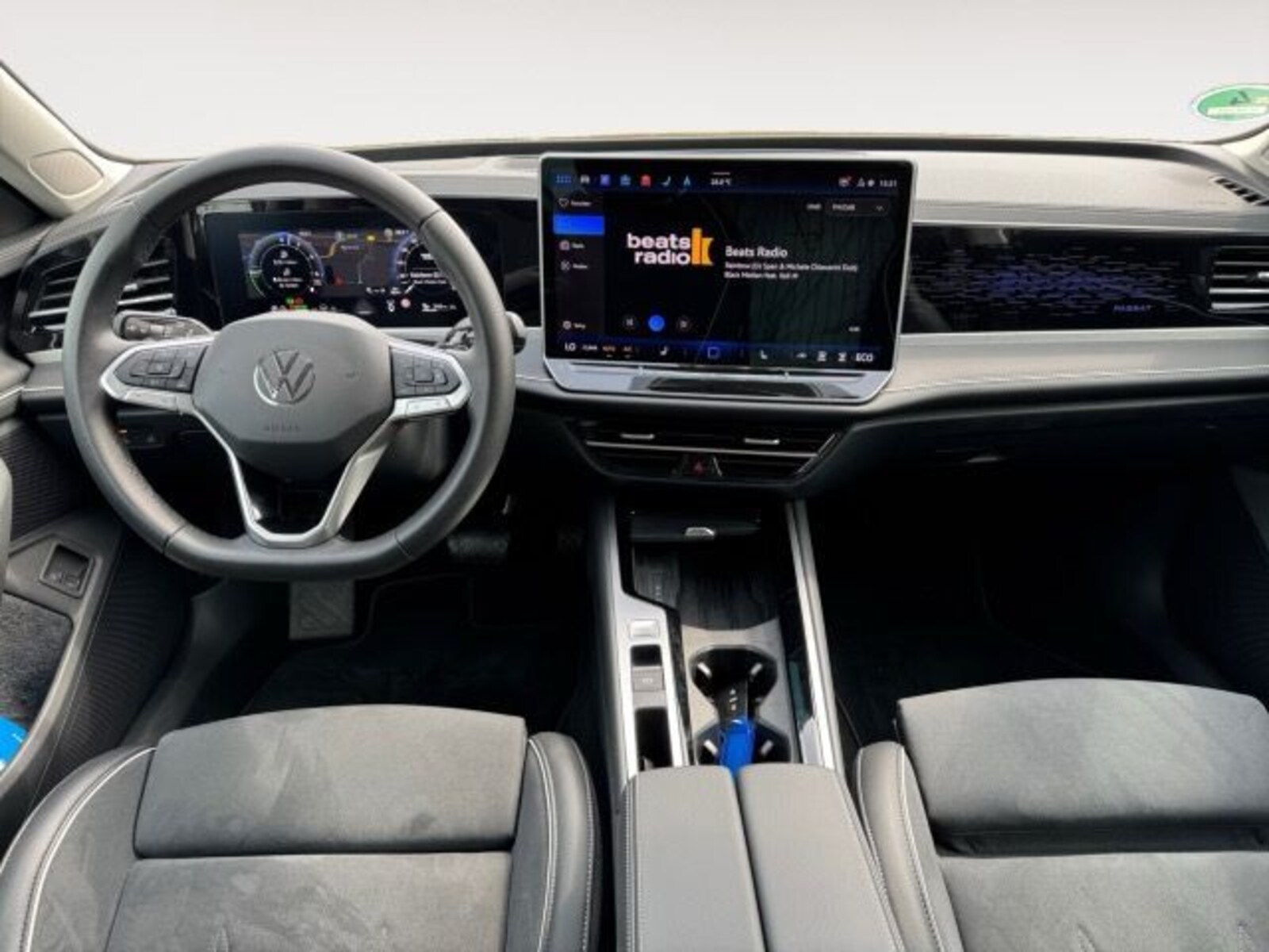 Volkswagen Passat – Bild 10