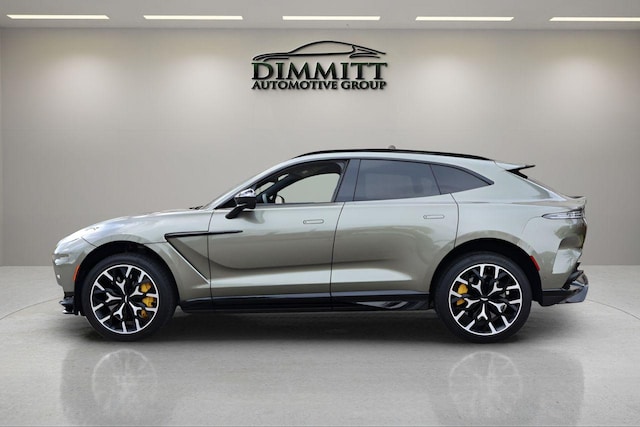 2023 Aston Martin DBX