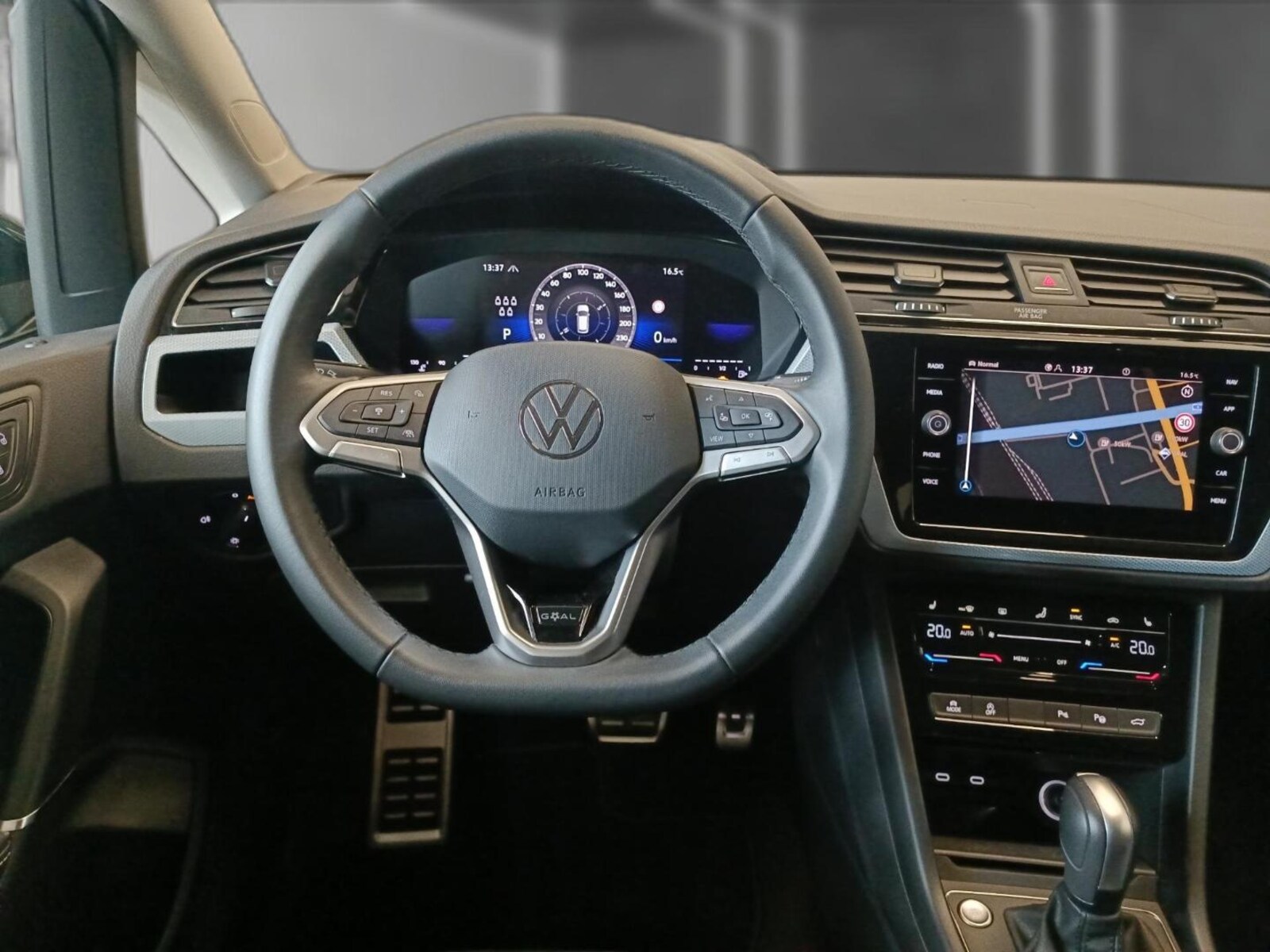Volkswagen Touran – Bild 12