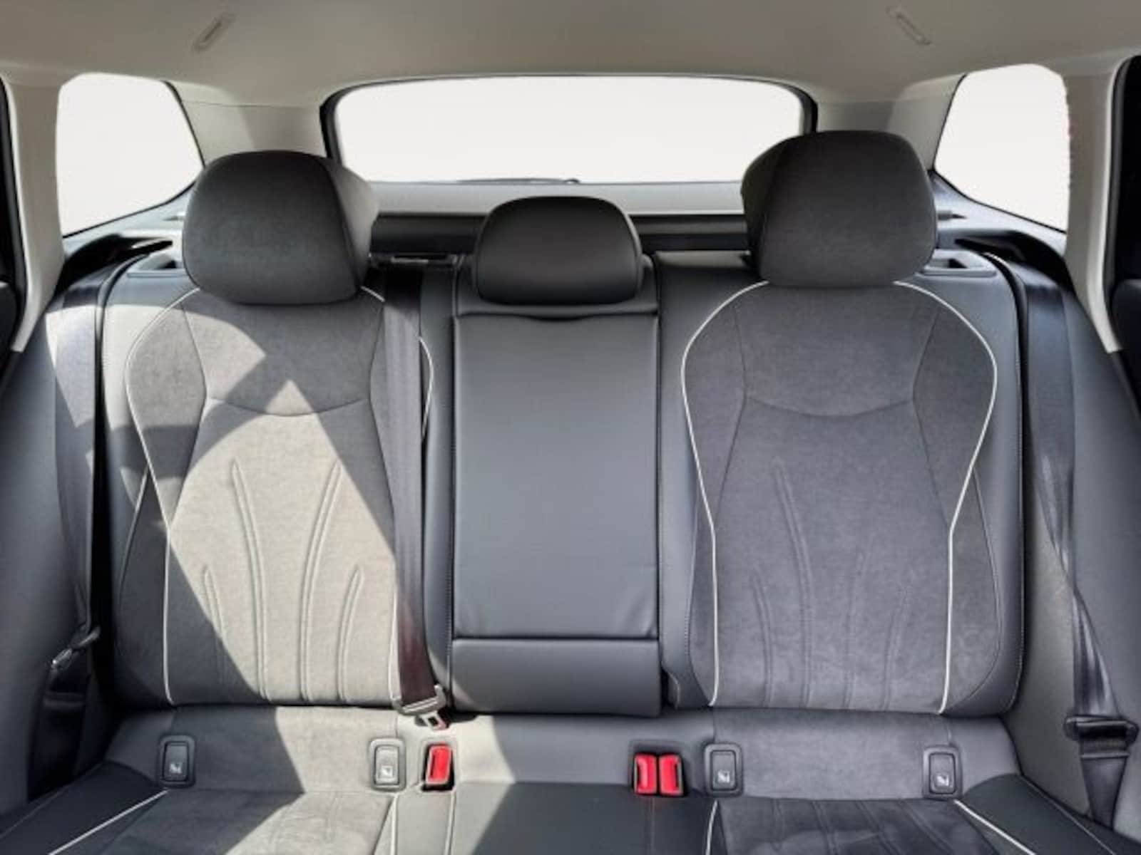 Volkswagen Passat – Bild 13
