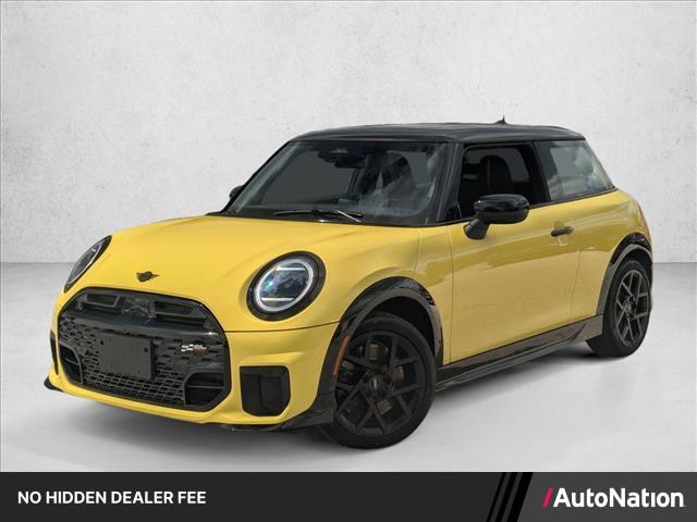 2026 MINI Hardtop Cooper S Signature's photo