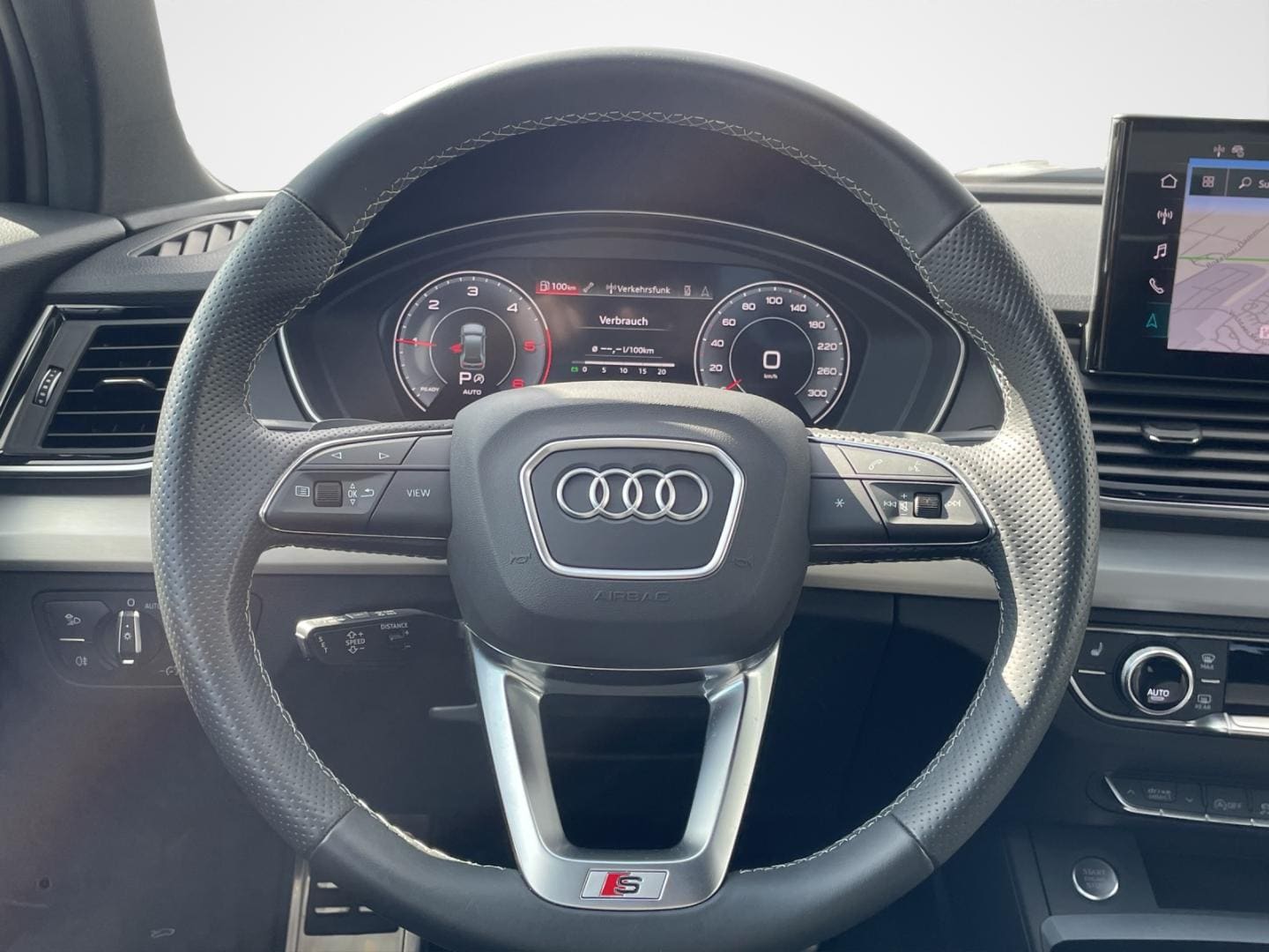 Bild über Audi Q5 40 TDI quattro S tronic - für weitere Informationen kontaktieren Sie den Audi Partner
