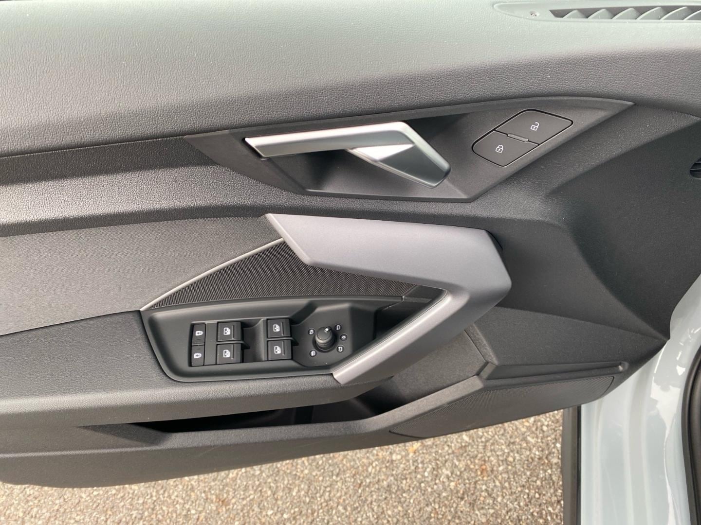 Bild über Audi A3 allstreet 35 TFSI S tronic - für weitere Informationen kontaktieren Sie den Audi Partner