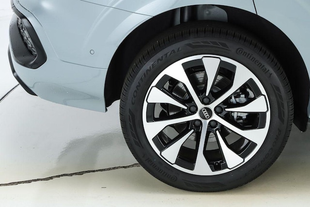2026 Audi Q3 Base - Photo 25