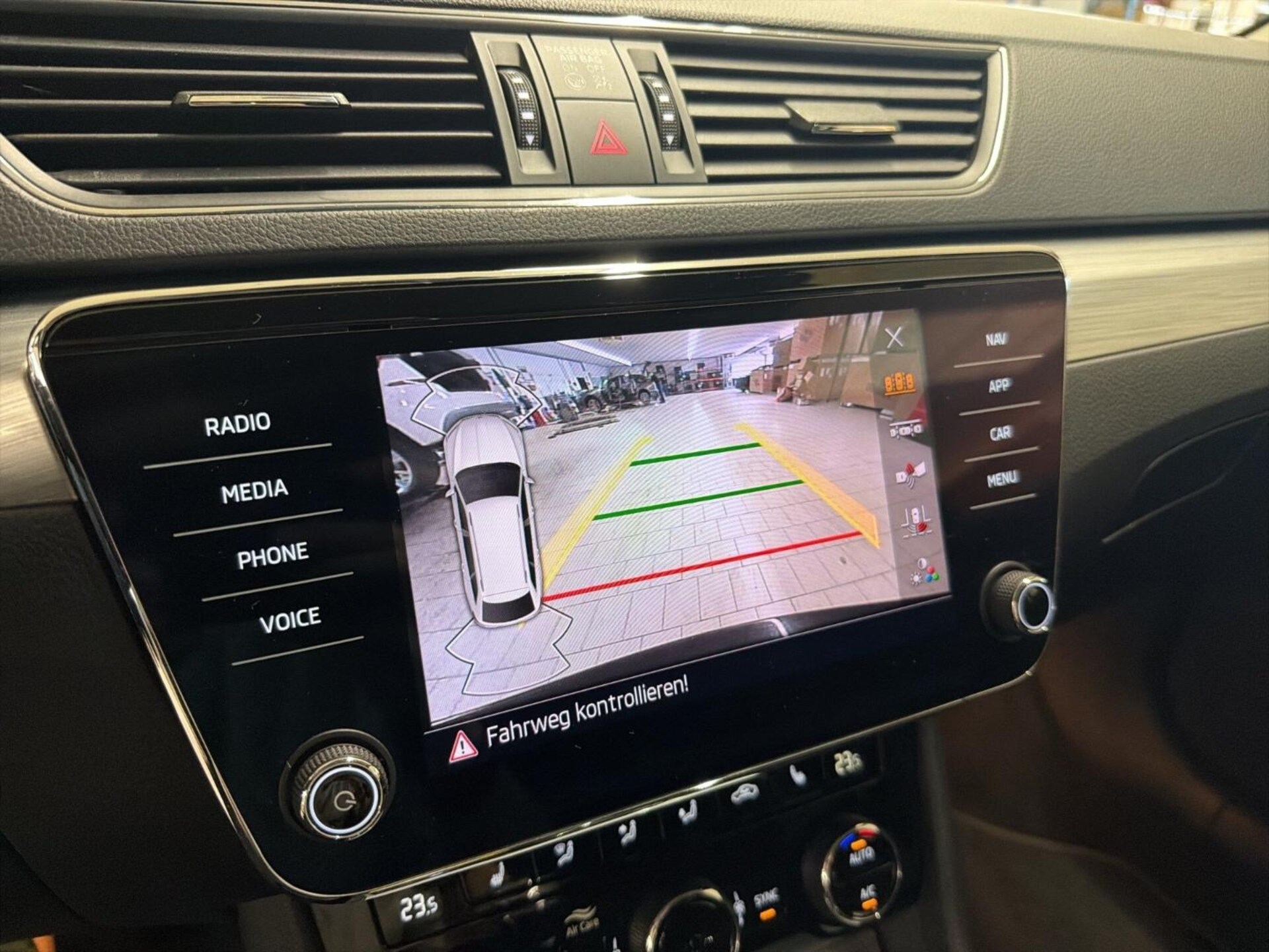 Skoda Superb Combi Ambition