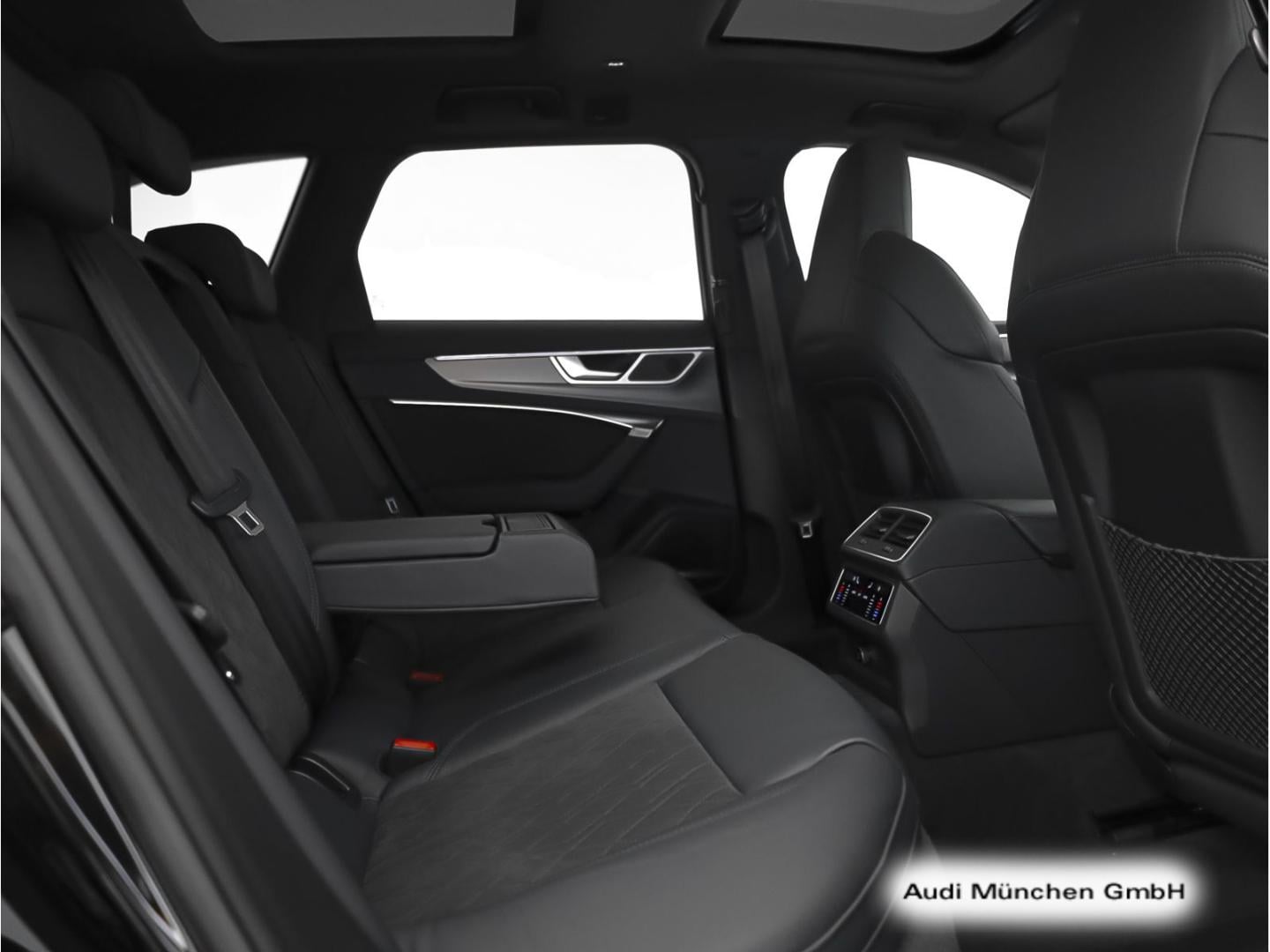 Bild über Audi RS 6 Avant performance TFSI quattro tiptronic - für weitere Informationen kontaktieren Sie den Audi Partner