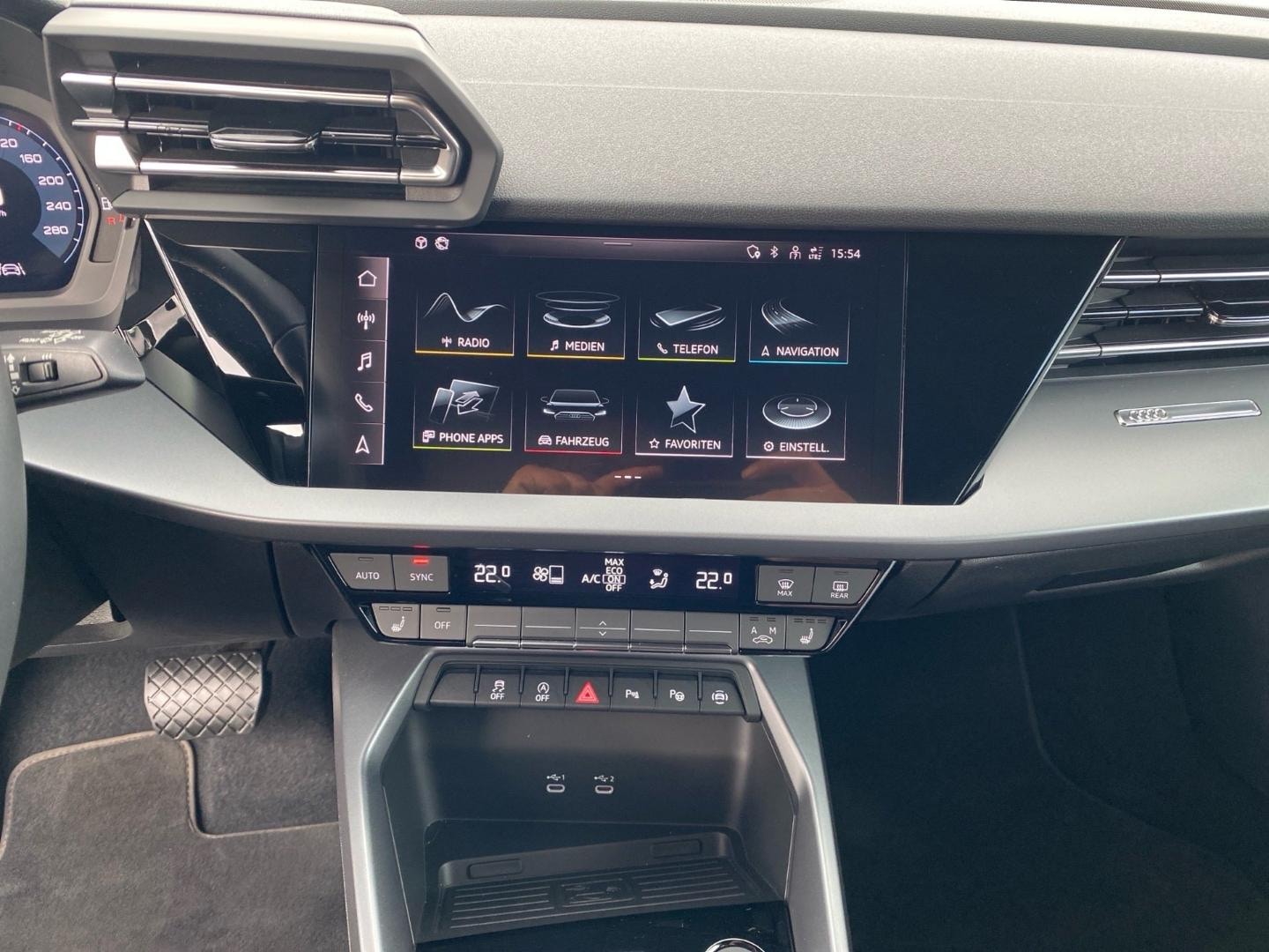 Bild über Audi A3 allstreet 35 TFSI S tronic - für weitere Informationen kontaktieren Sie den Audi Partner