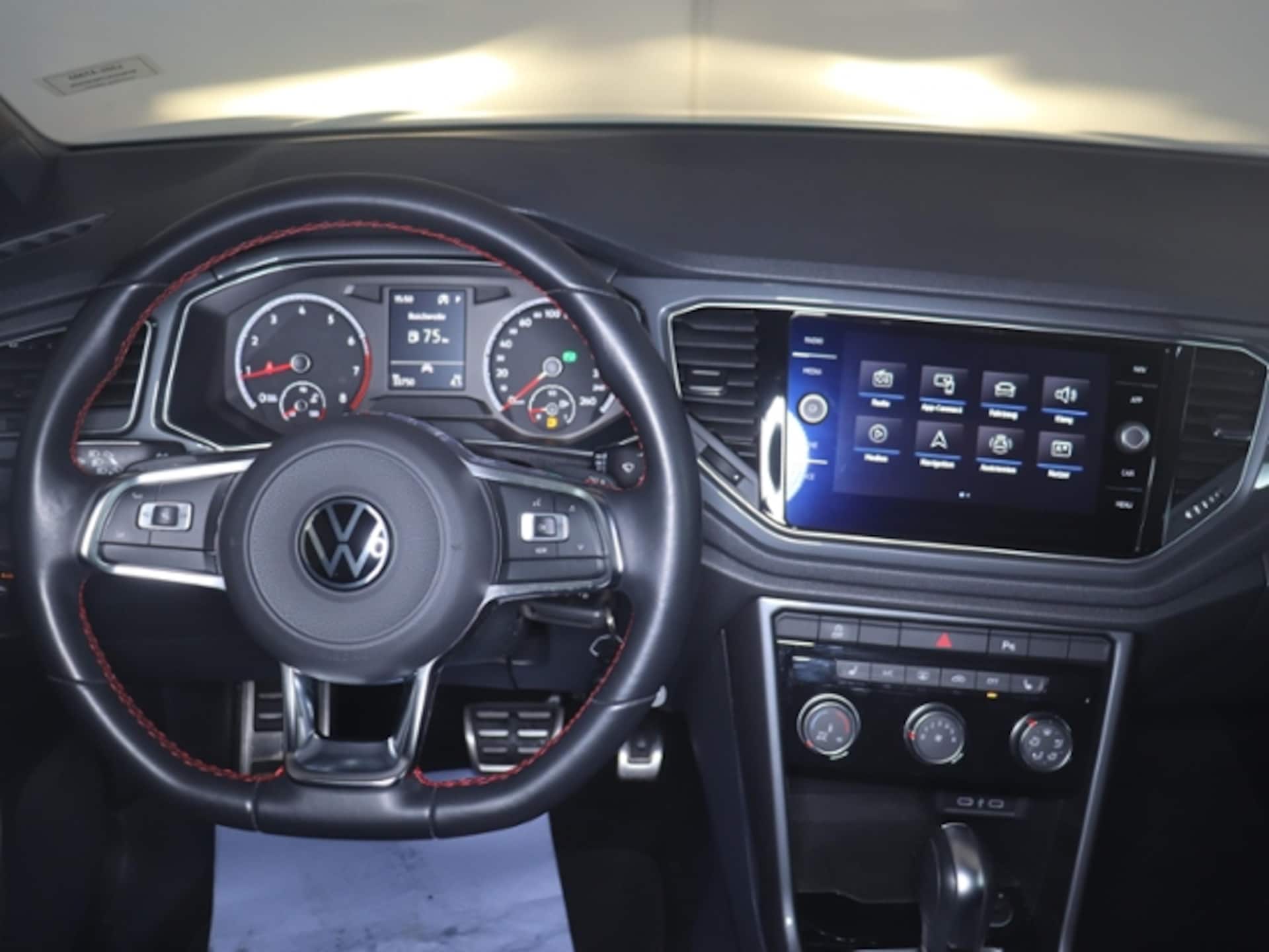Volkswagen T-Roc Sport