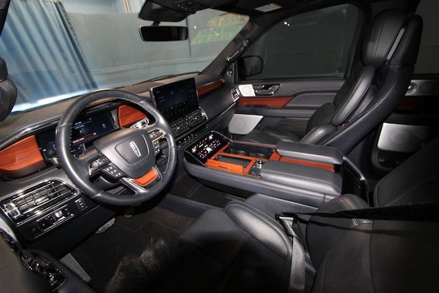 2024 Lincoln Navigator