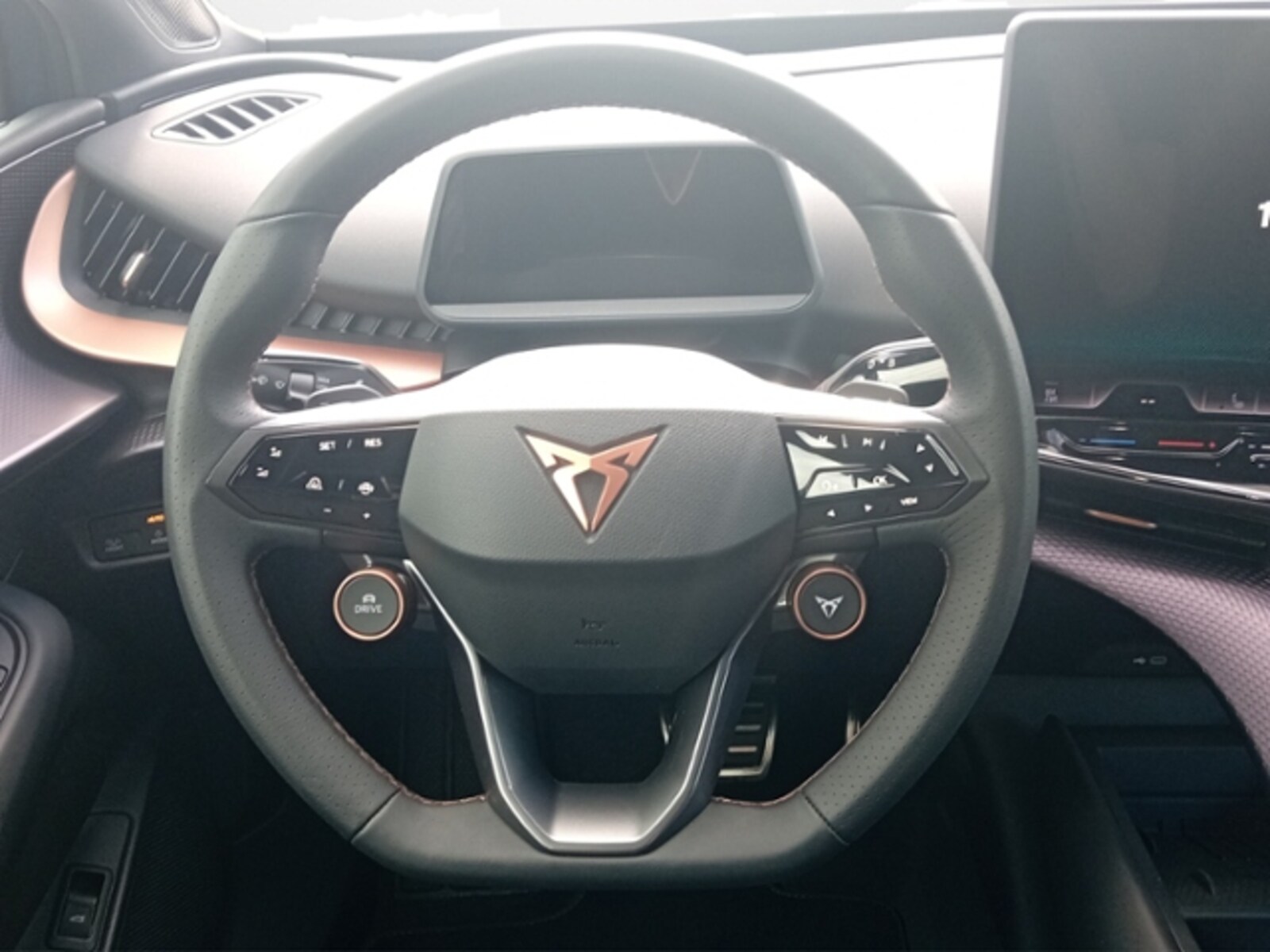 CUPRA Tavascan – Bild 16