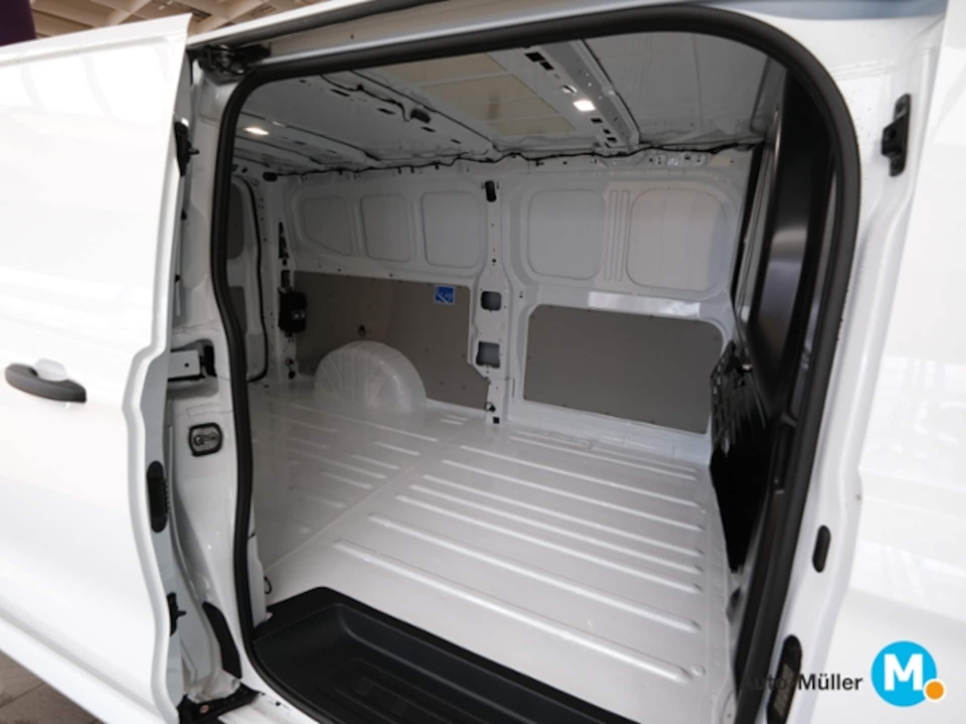 Volkswagen Transporter Kasten langer Radstand
